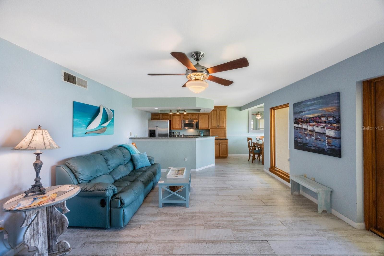 OLD ISLAND INN CONDO - Residential