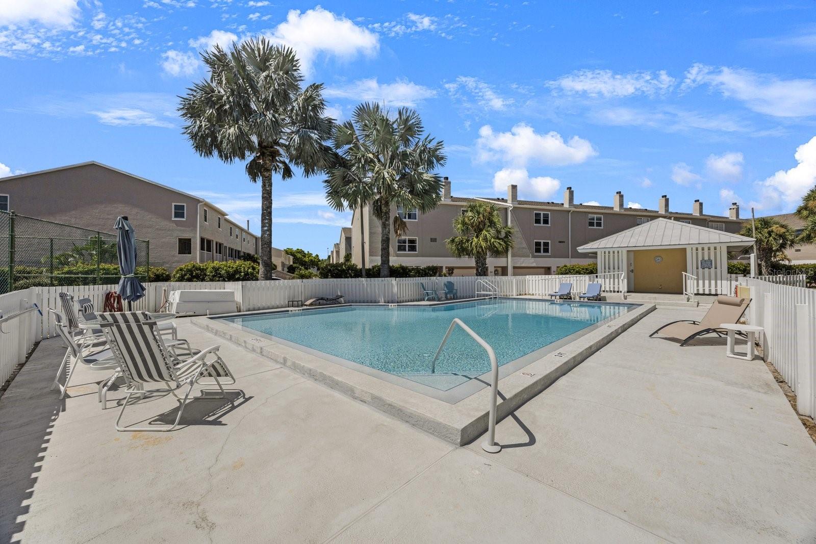 OLD ISLAND INN CONDO - Residential