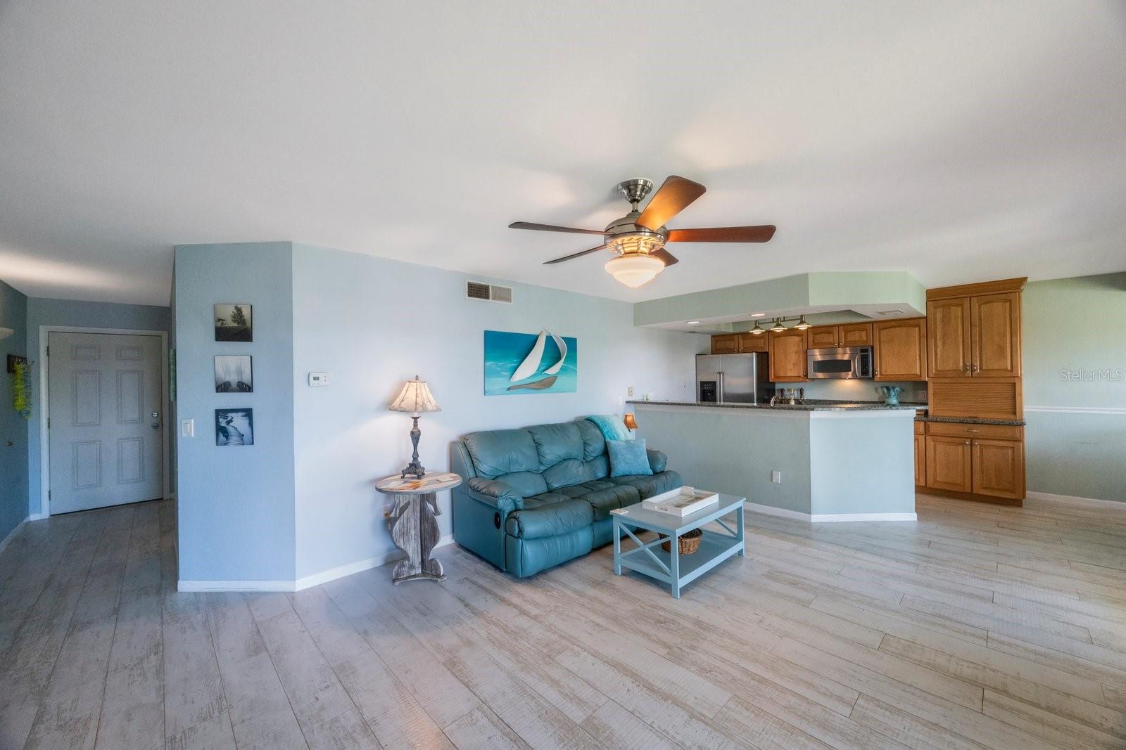 OLD ISLAND INN CONDO - Residential
