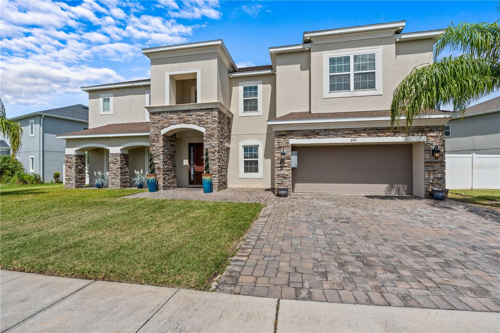 Welcome to 2191 Pearl Cider Street, a remarkable 6-bedroom, 4-bathroom home with a versatile bonus room offering an expansive 4,857 sq. ft. of luxurious living space in the heart of Orlando! ?? This thoughtfully designed property is perfect for multi-generational living, featuring two primary suites, one on the first floor and another on the second floor, providing comfort, privacy, and flexibility for all.
Step inside to an open-concept floor plan with soaring ceilings, abundant natural light, and elegant finishes throughout. The gourmet kitchen is a chef’s dream, showcasing granite countertops, stainless steel appliances, a large center island, and plenty of cabinetry, seamlessly connecting to the dining and living areas for easy entertaining.
Enjoy a fully paved backyard with a massive lanai, ideal for outdoor gatherings, BBQs, and year-round Florida living. The spacious bonus room offers endless possibilities as a home office, gym, or media center, while multiple living and dining areas provide space for every need.
Located in a sought-after community near Lake Nona, top-rated schools, Orlando International Airport, major highways, shopping, and dining, this property combines luxury, convenience, and functionality. With nearly 5,000 sq. ft. of living space and exceptional upgrades, this home is a true Central Florida gem.
Schedule your private showing today to experience this move-in-ready executive residence for yourself!