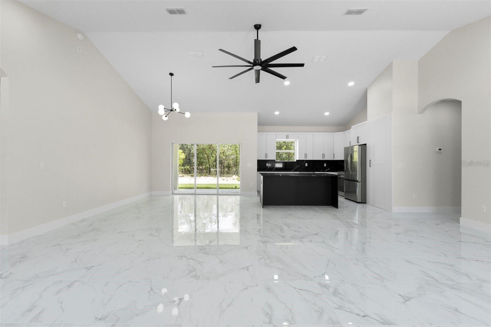 ROLLING HILLS UN 02 - Residential