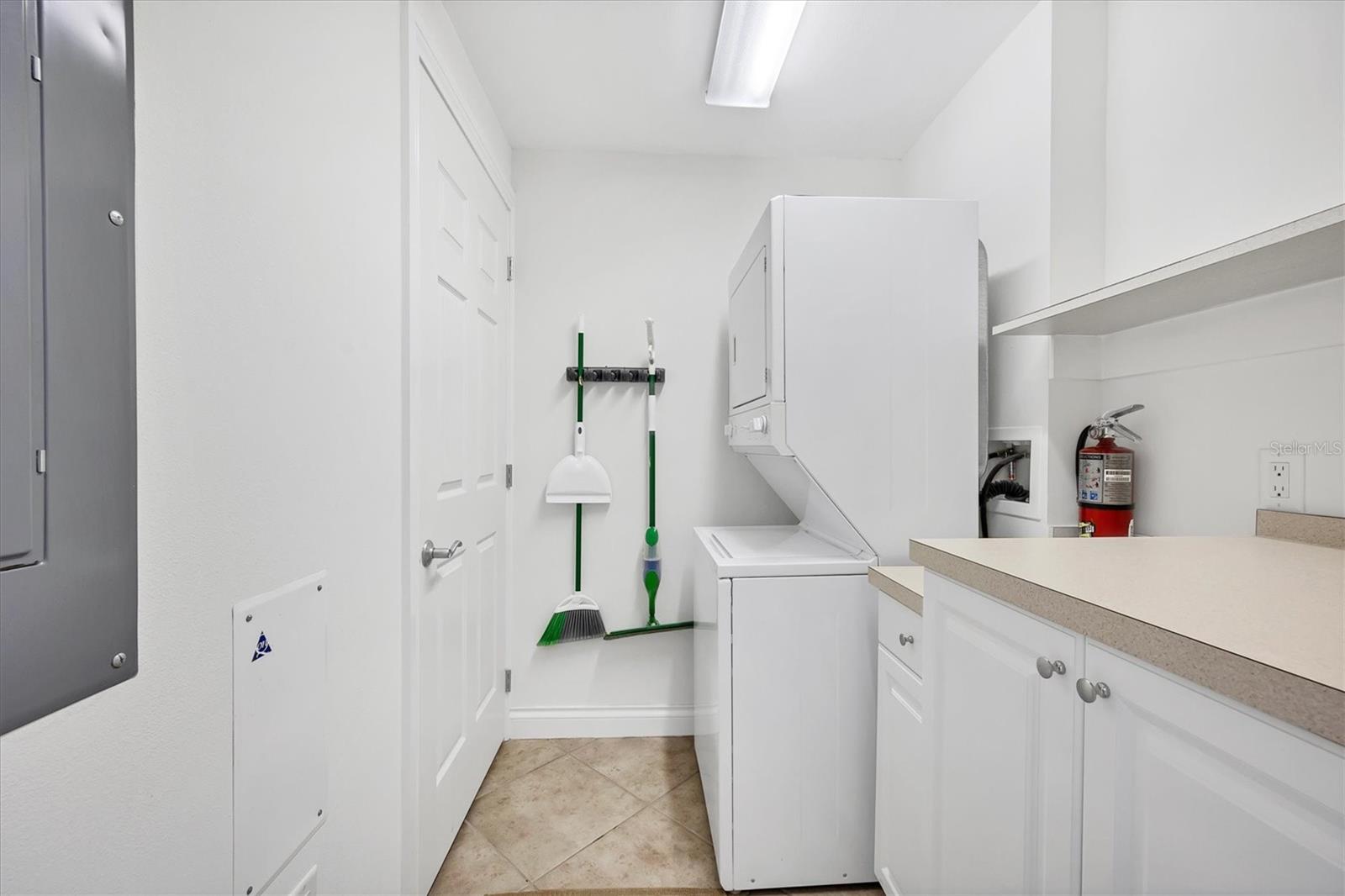 THE LOFTS ON MAIN - Residential Lease