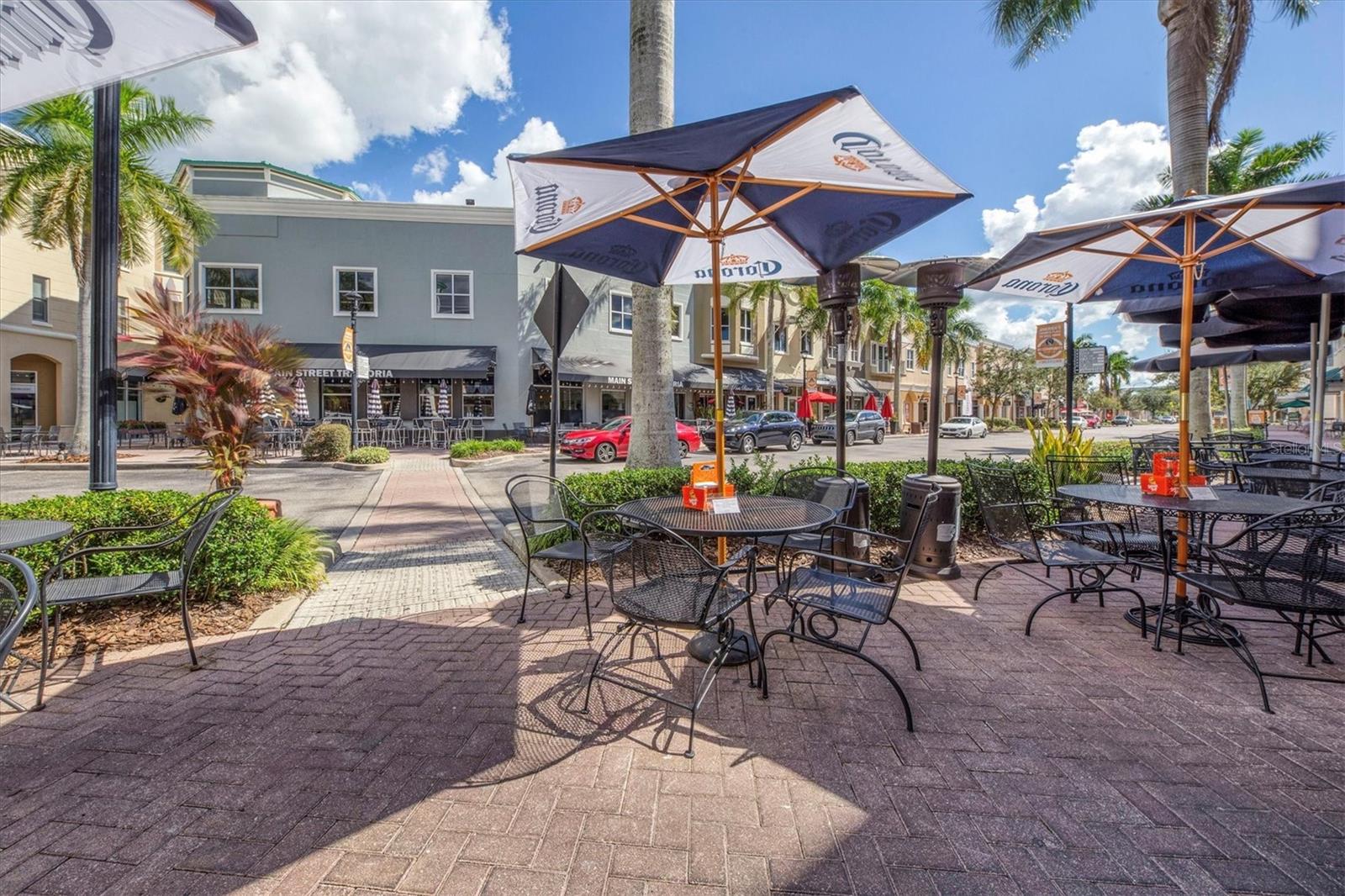 THE LOFTS ON MAIN - Residential Lease