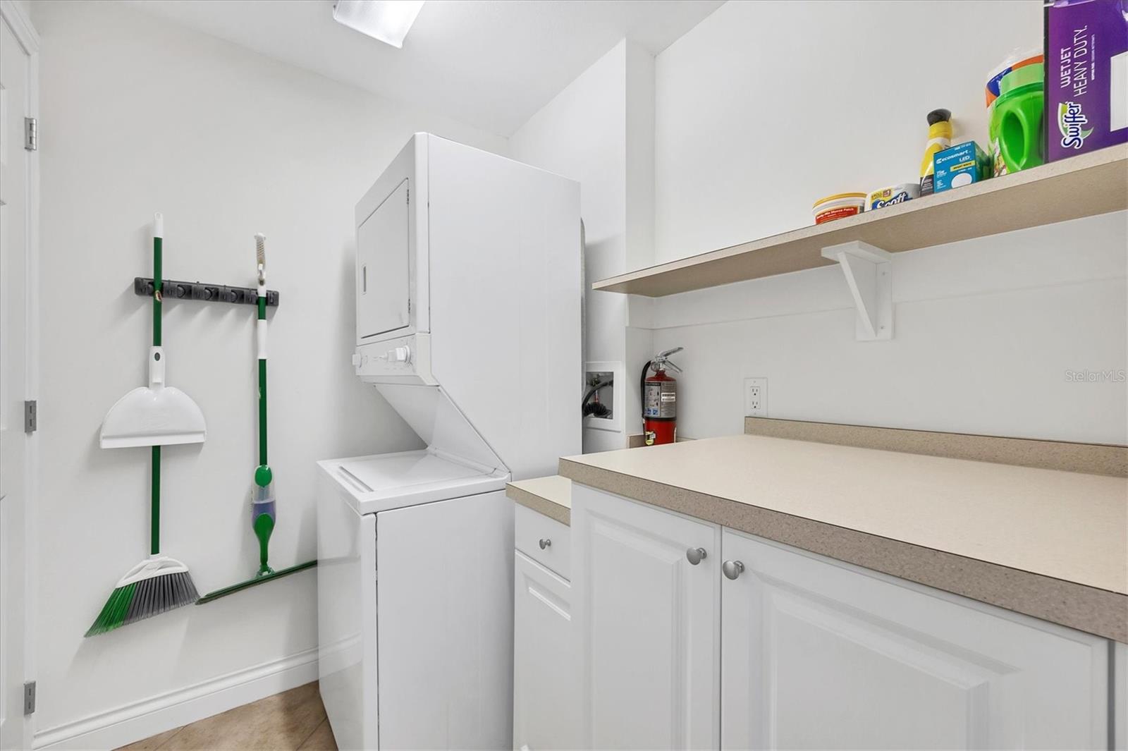 THE LOFTS ON MAIN - Residential Lease