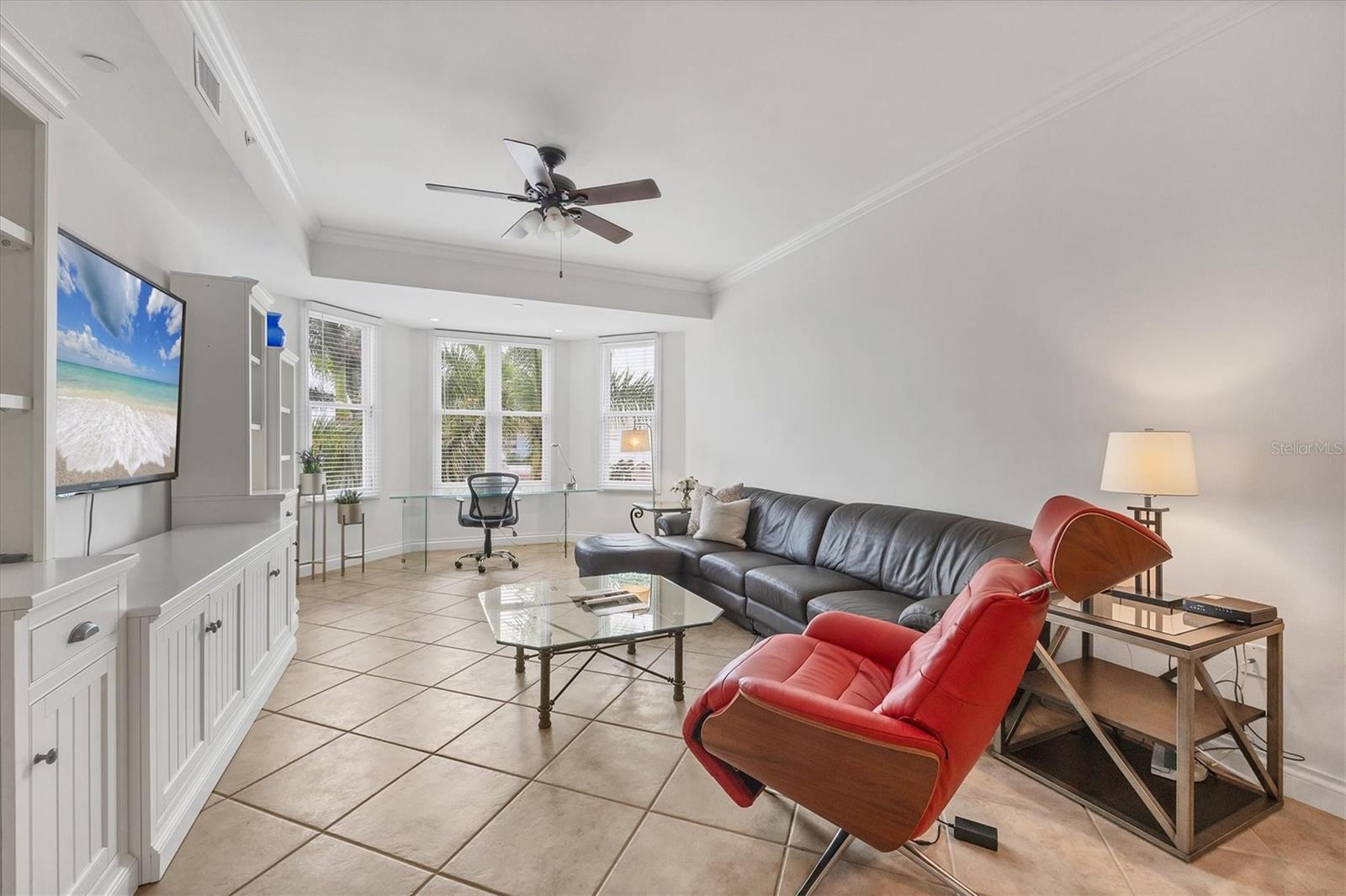 THE LOFTS ON MAIN - Residential Lease