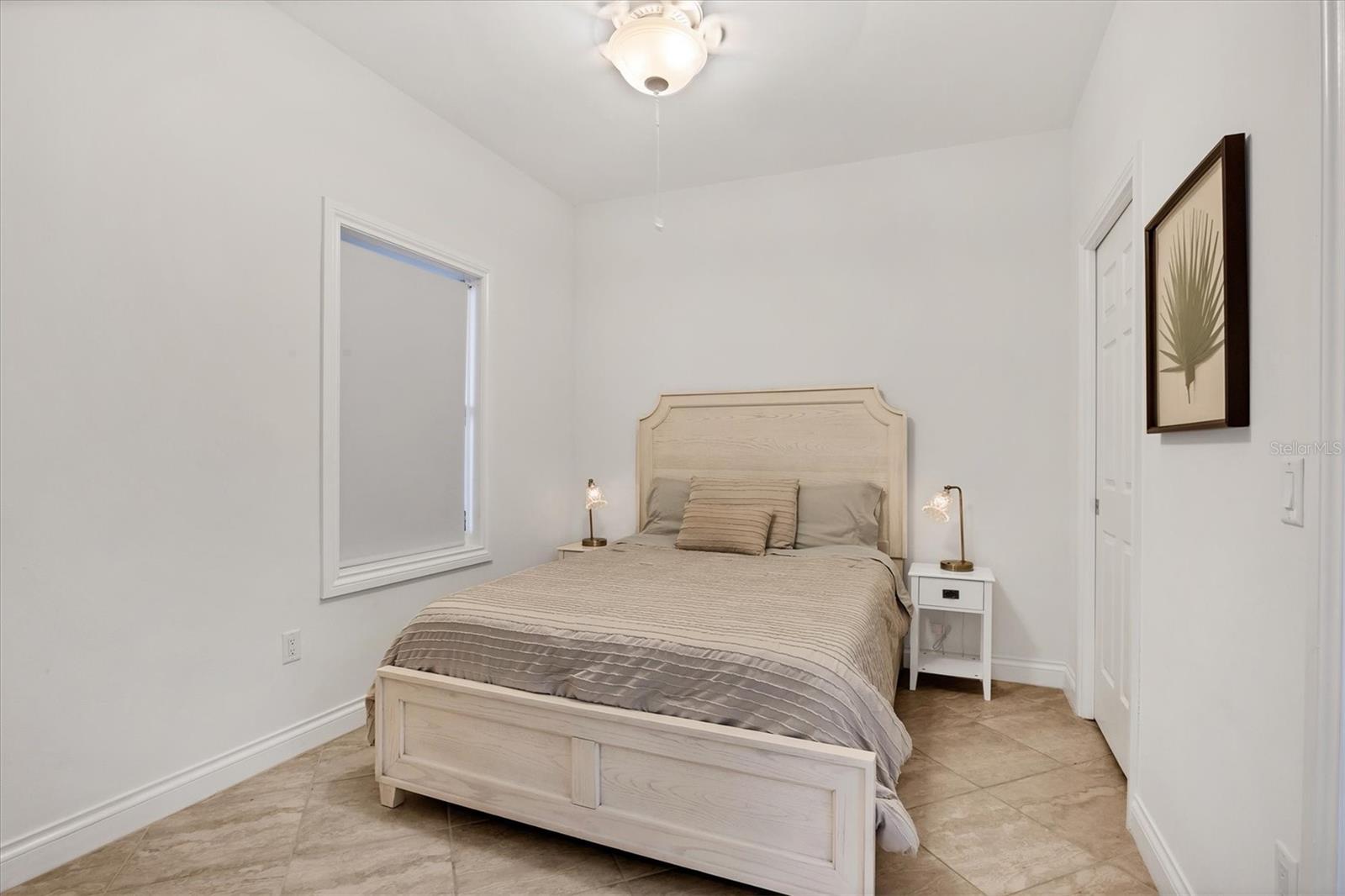 THE LOFTS ON MAIN - Residential Lease