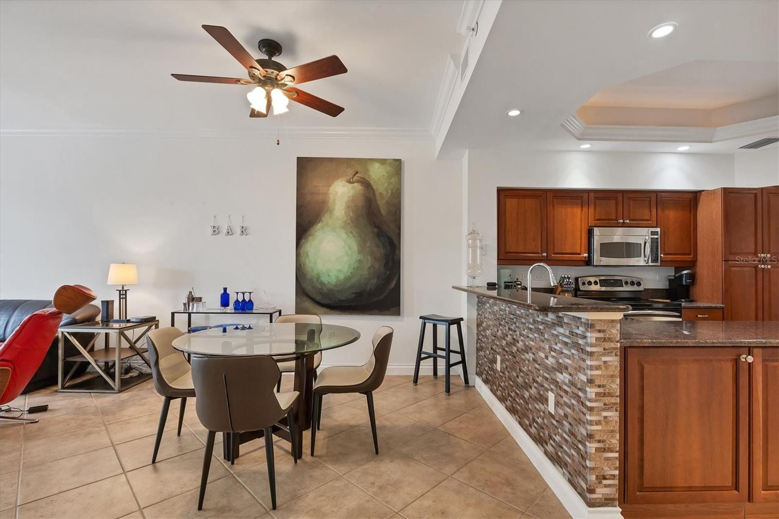 THE LOFTS ON MAIN - Residential Lease