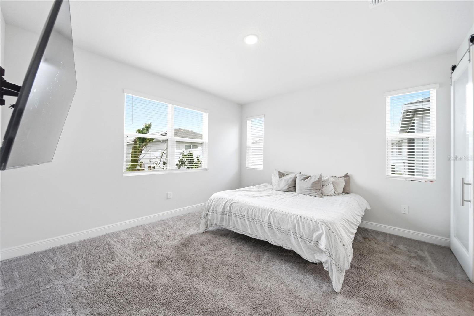 MATTIE POINTE - Residential