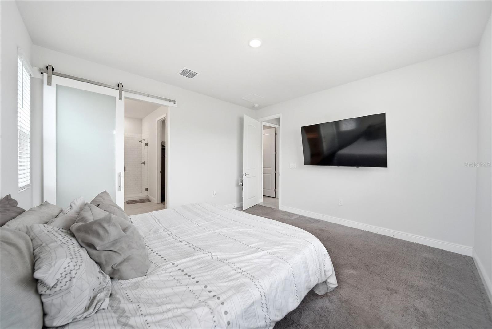 MATTIE POINTE - Residential