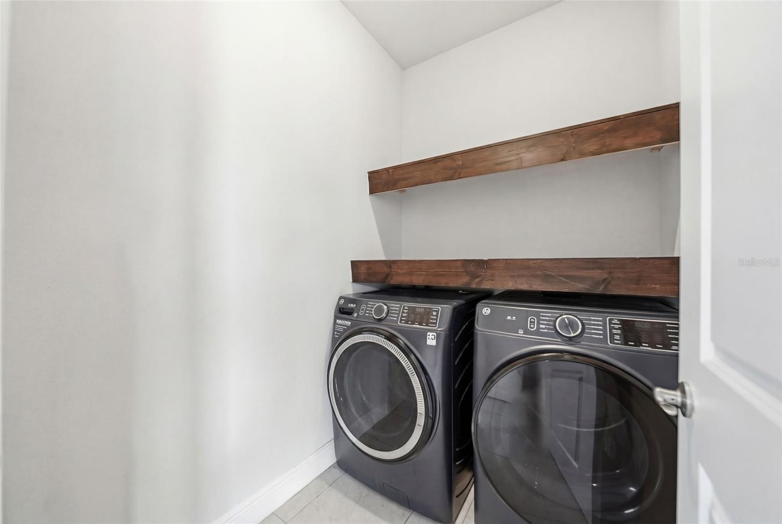 MATTIE POINTE - Residential