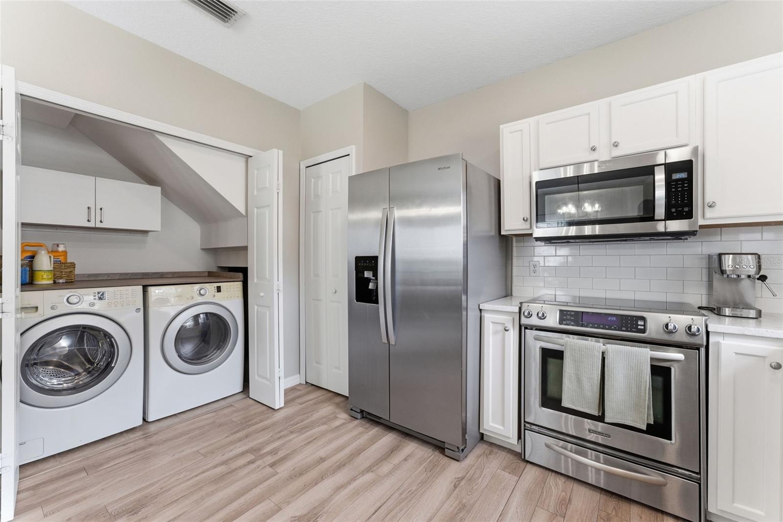 GREENBROOK WALK PH 1 - Residential