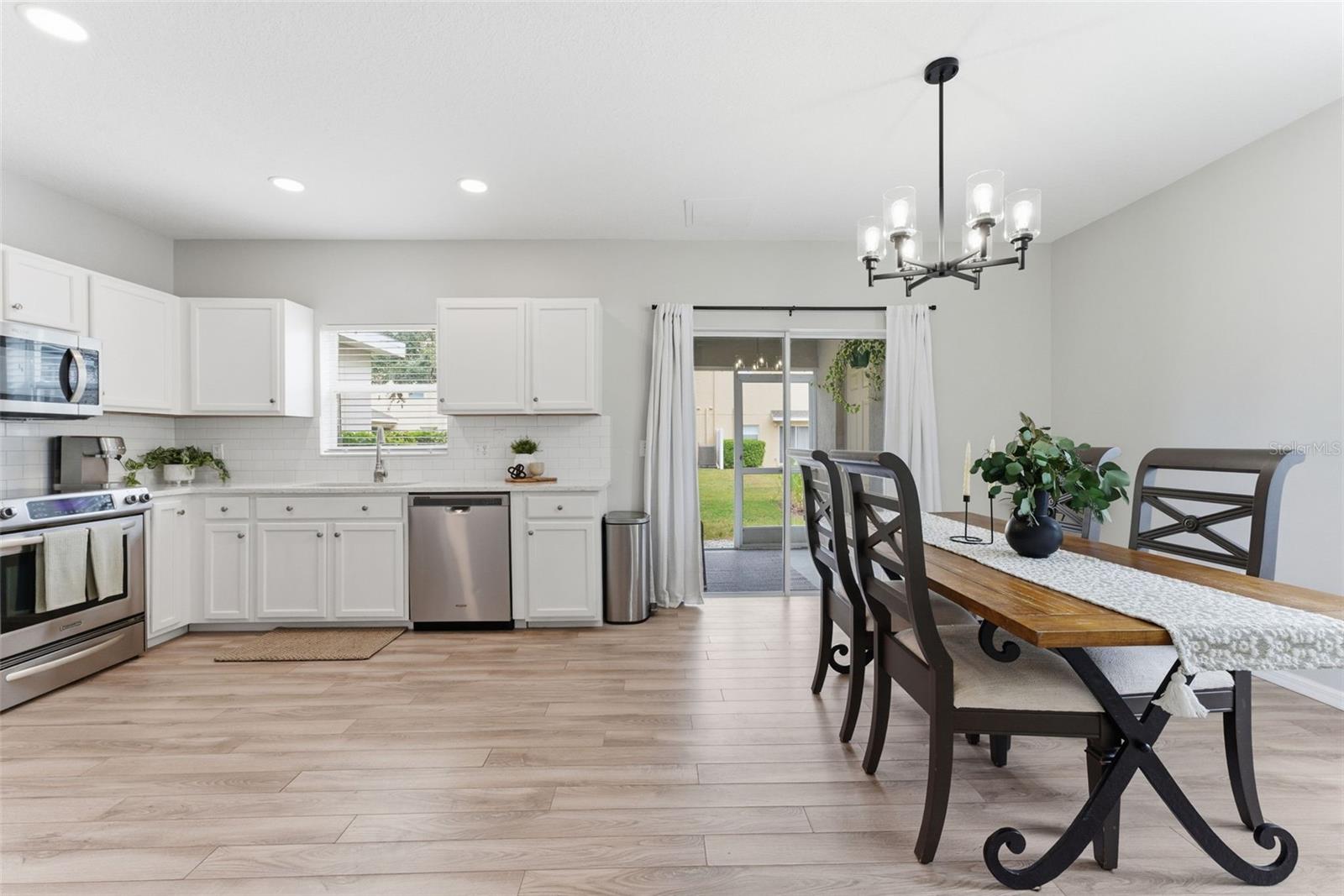 GREENBROOK WALK PH 1 - Residential