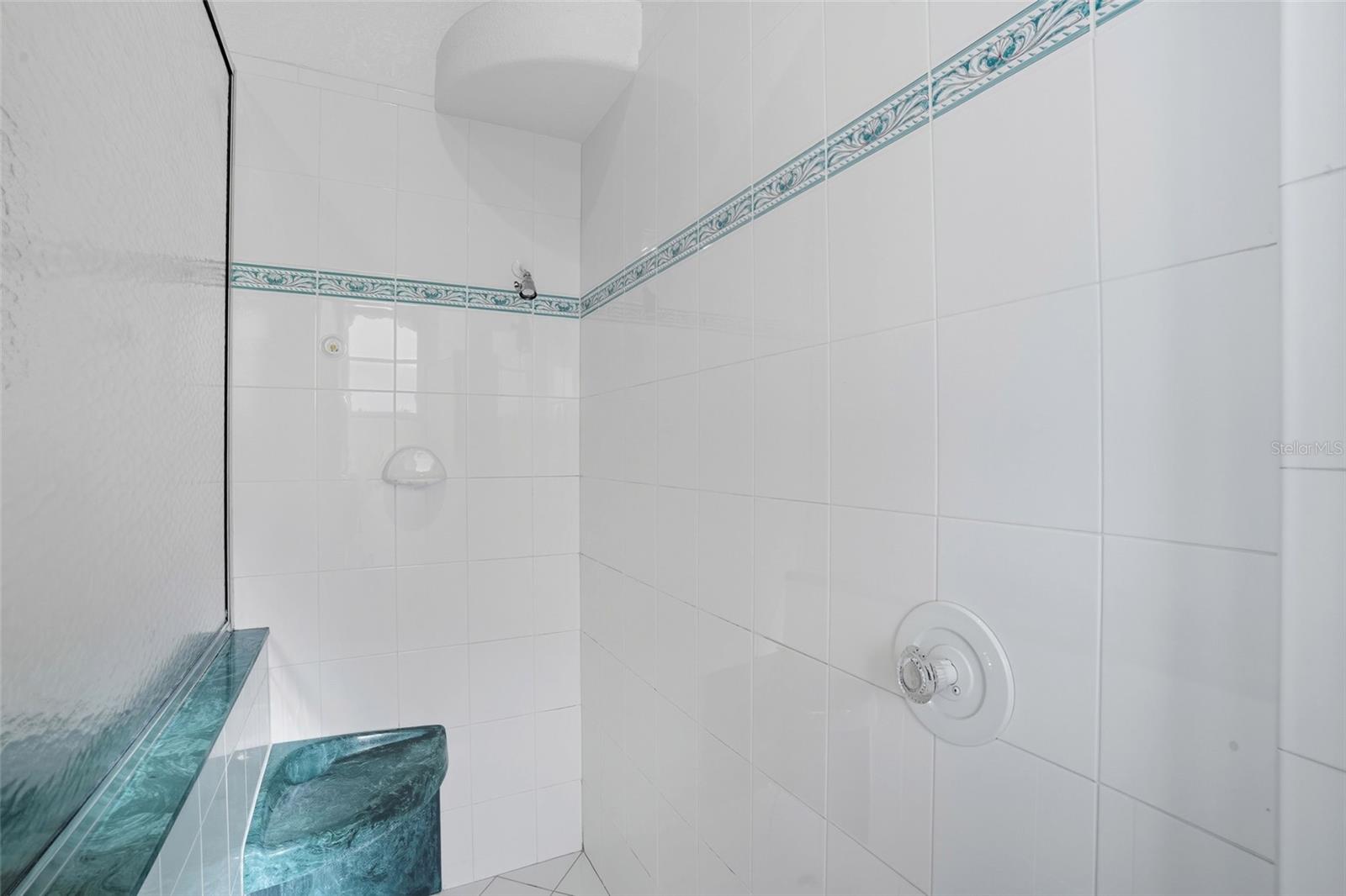 SEMINOLE LAKES PH 01 - Residential