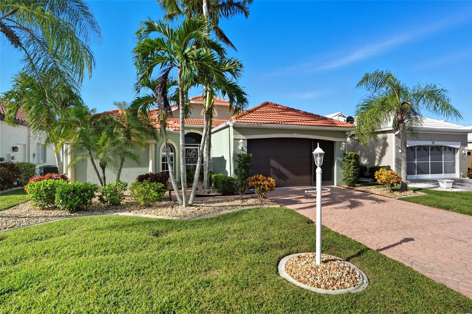 SEMINOLE LAKES PH 01 - Residential