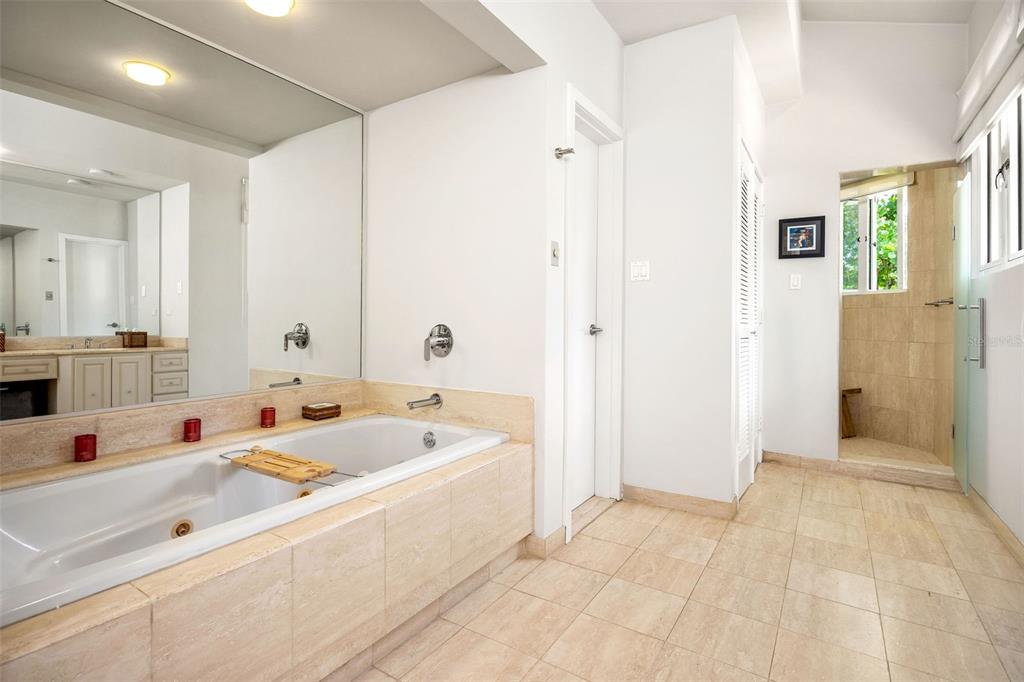 THE GREENS - Residential