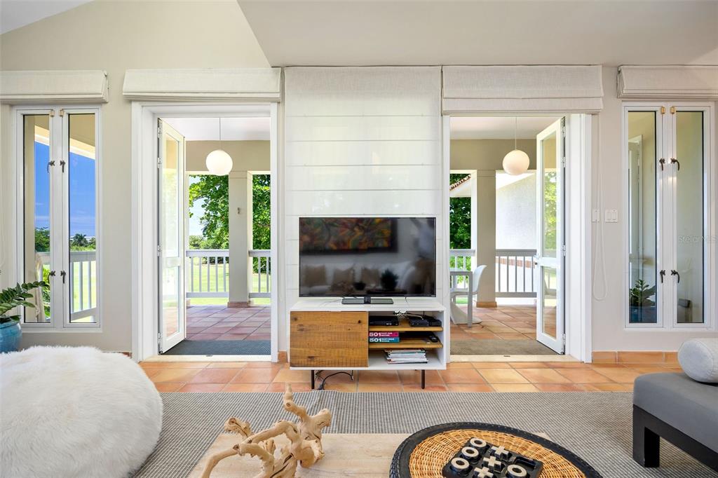 THE GREENS - Residential