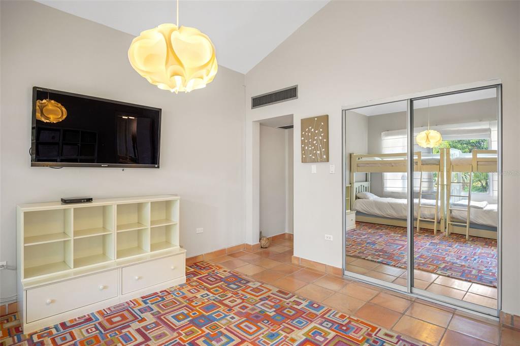 THE GREENS - Residential