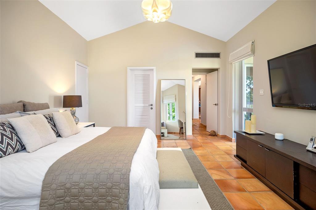 THE GREENS - Residential