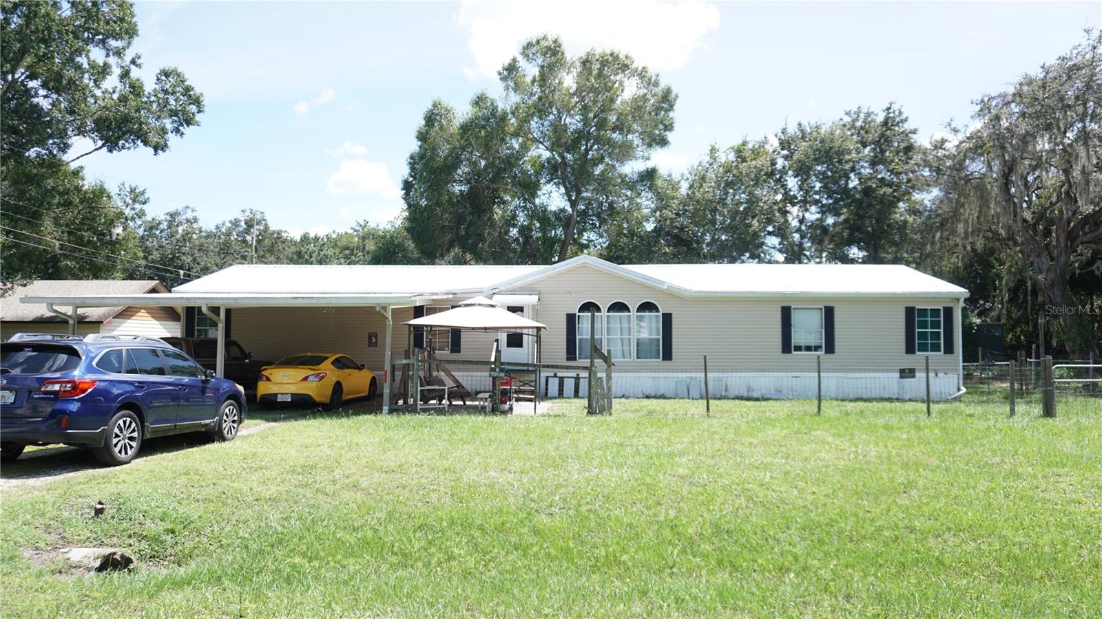 View LAKELAND, FL 33809 mobile home