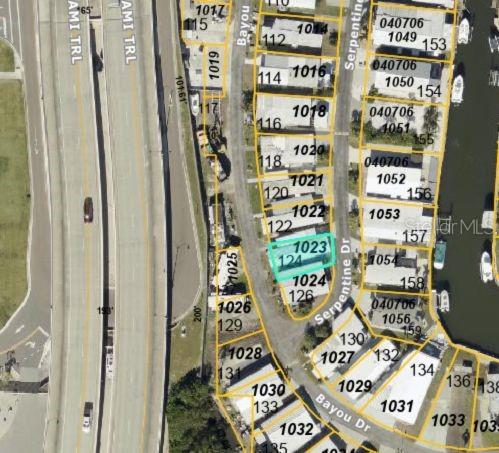 This is a rare opportunity to purchase a prime piece of vacant land located just off the Island of Venice. The property was once home to a structure that was unfortunately destroyed in Hurricane Helene and again flooded during Hurricane Milton. The land is being sold for its value only, with the existing structure needing to be removed by the new owner. Boasting an unbeatable location, this property is just moments away from the beautiful Venice Beach, as well as shopping, dining, and entertainment options. Whether you’re looking to build your dream home or invest in a thriving area, this lot offers the perfect foundation.