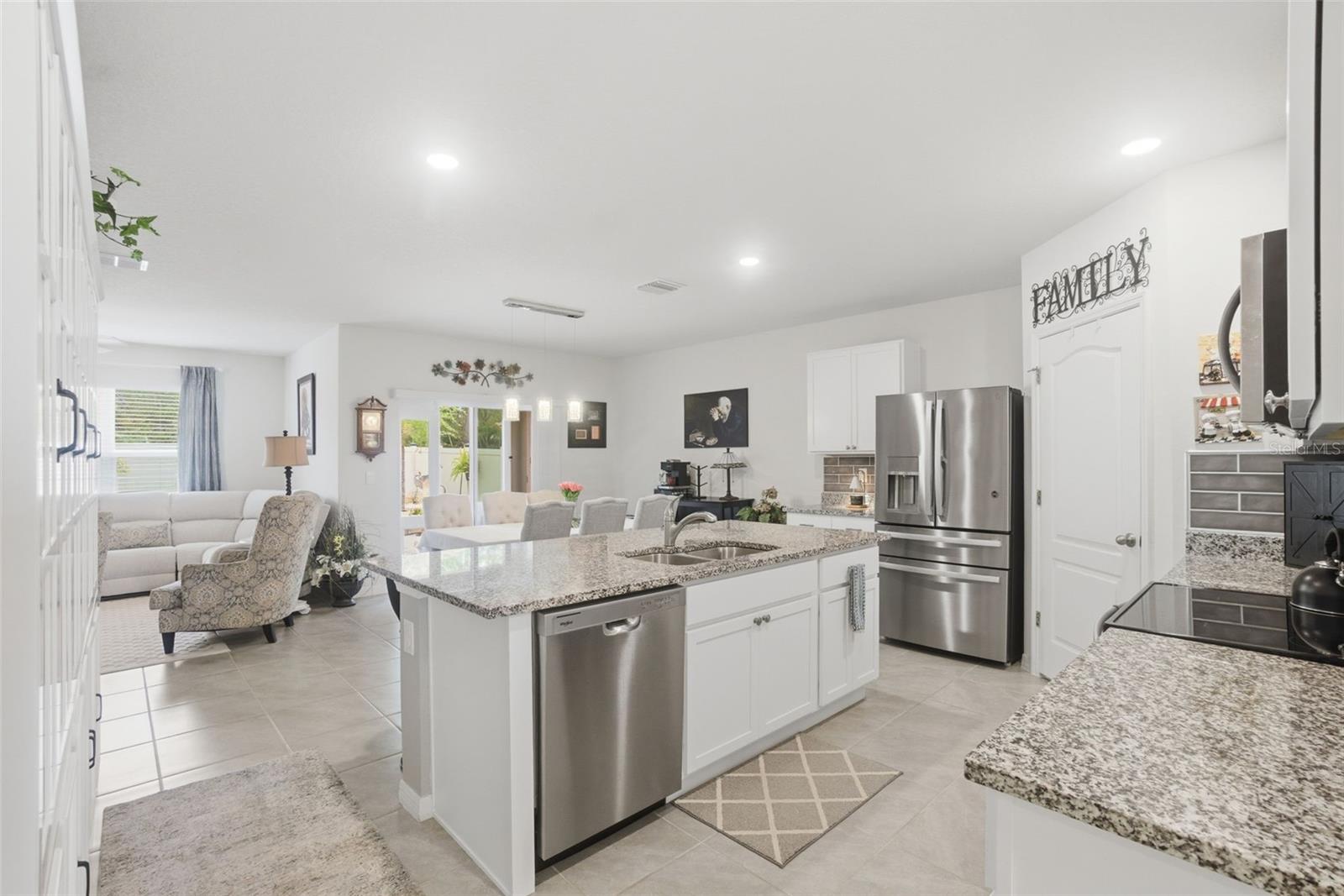 PARC HILL-PH 4 - Residential