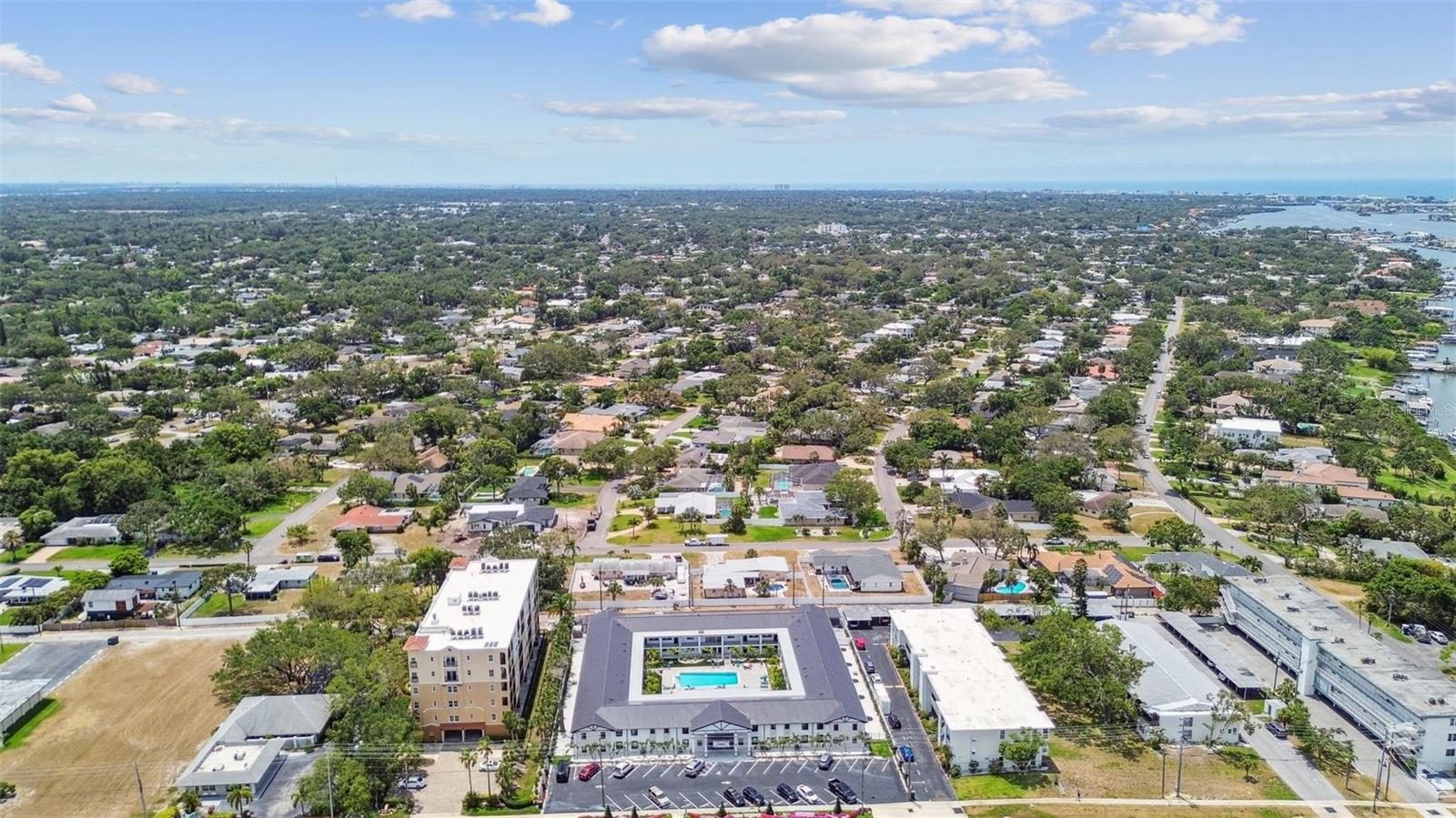 HARBOR BLUFFS SEC 1 - Residential Lease