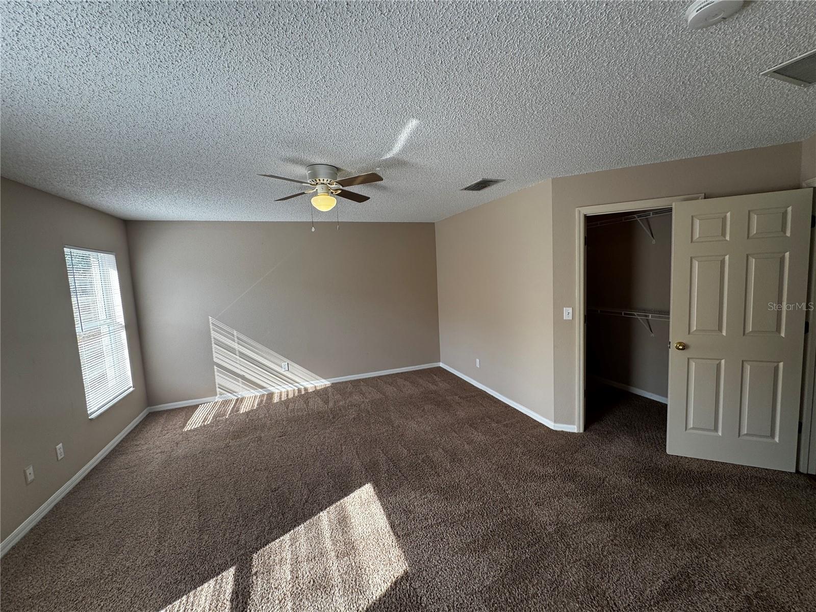 LEXINGTON ESTATES - Residential Lease