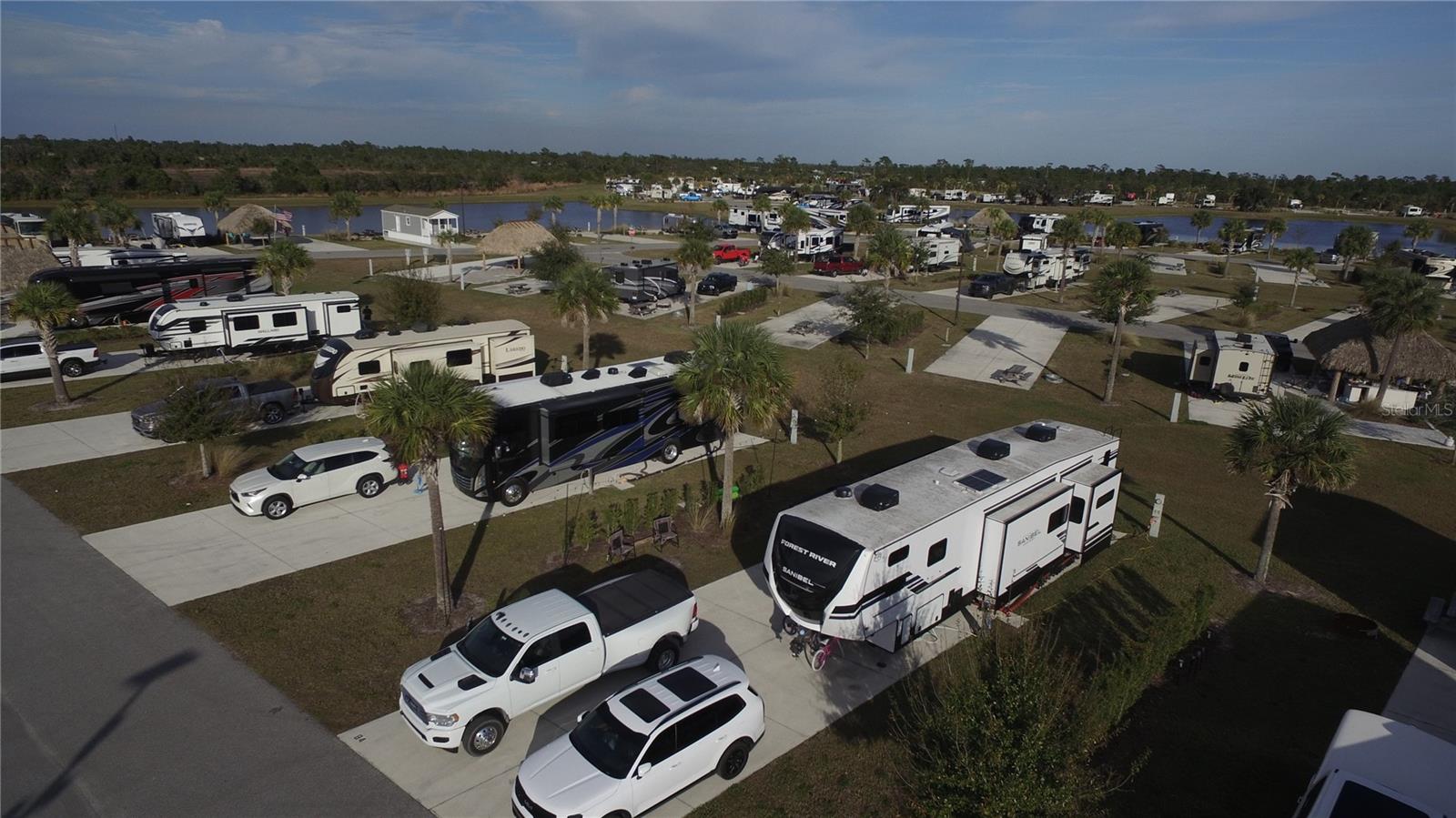 RESORT AT CANOPY OAKS - Land
