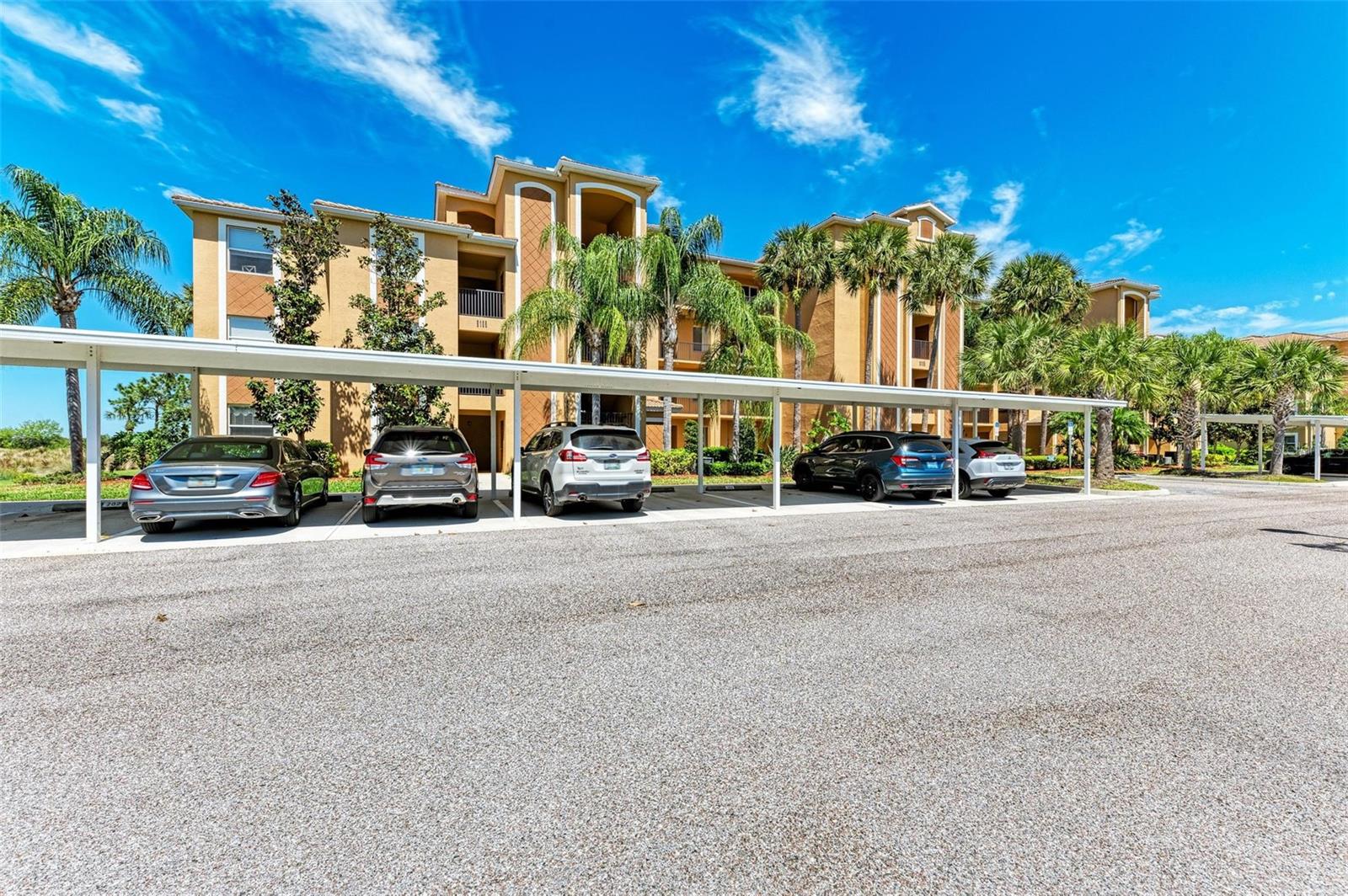8105 GRAND ESTUARY TRAIL 403