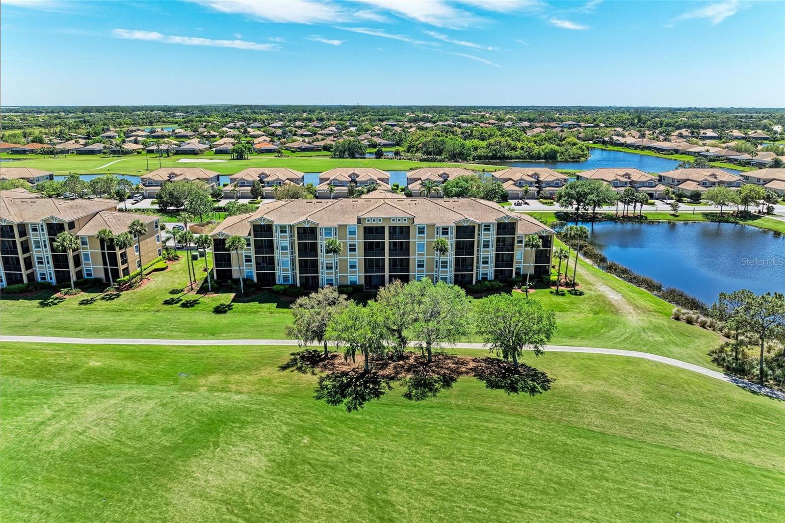 8105 GRAND ESTUARY TRAIL 403