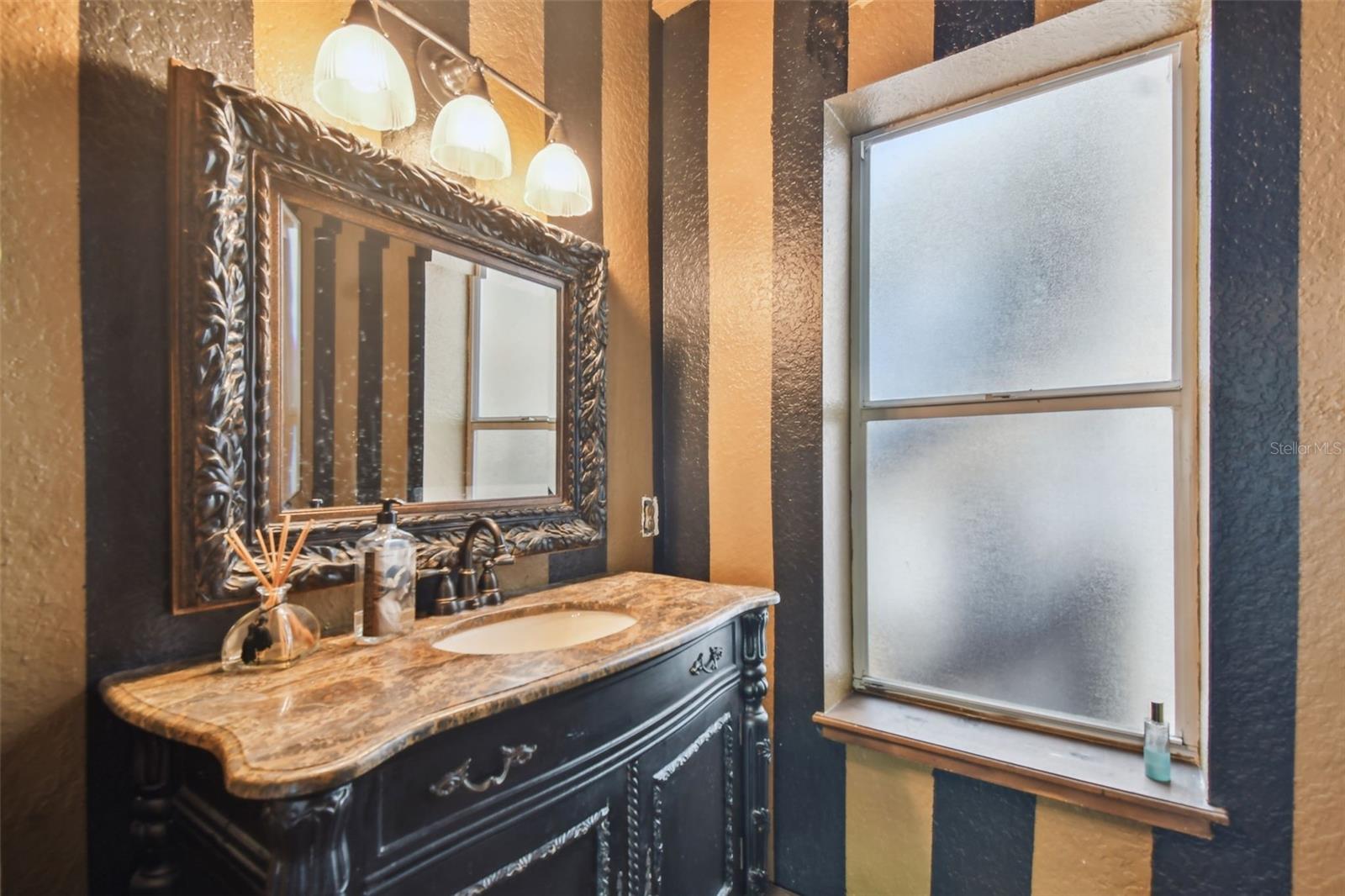 GREEN SPGS - Commercial Sale