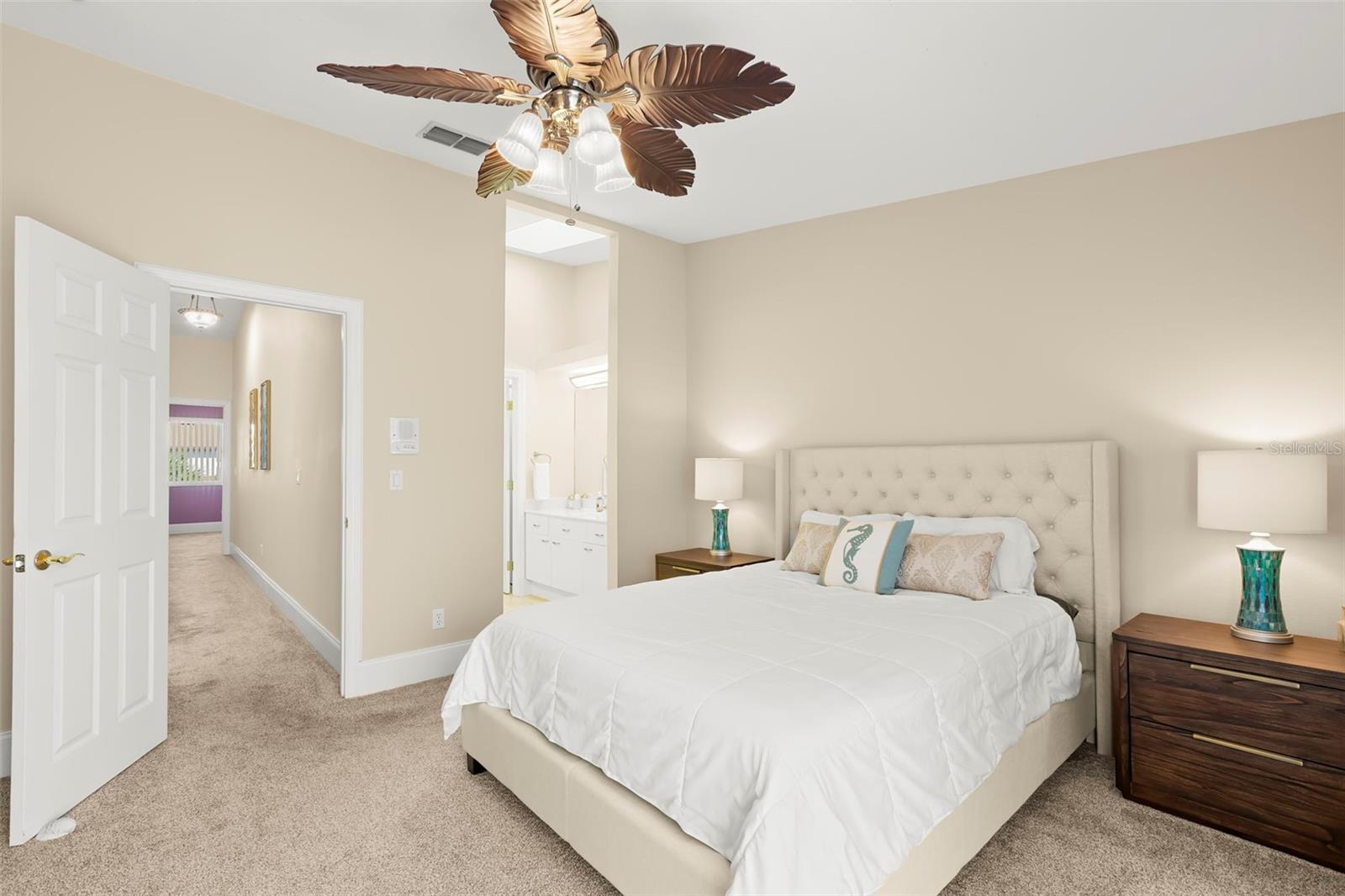 PALMS OF TIERRA - Residential