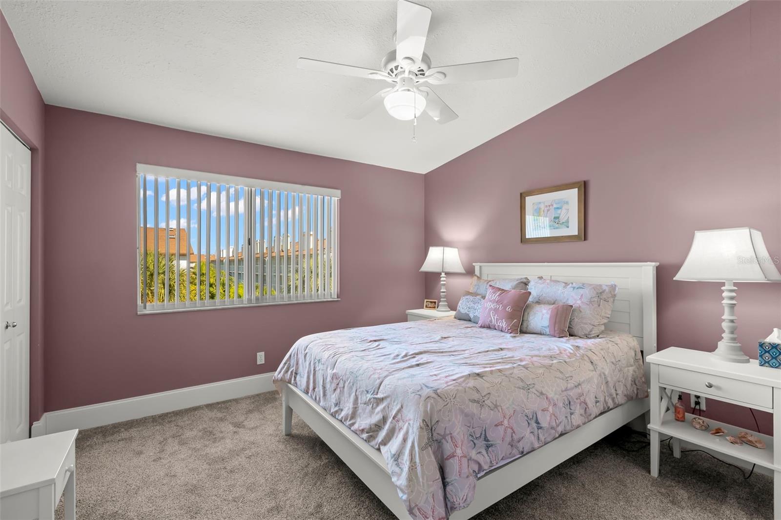 PALMS OF TIERRA - Residential