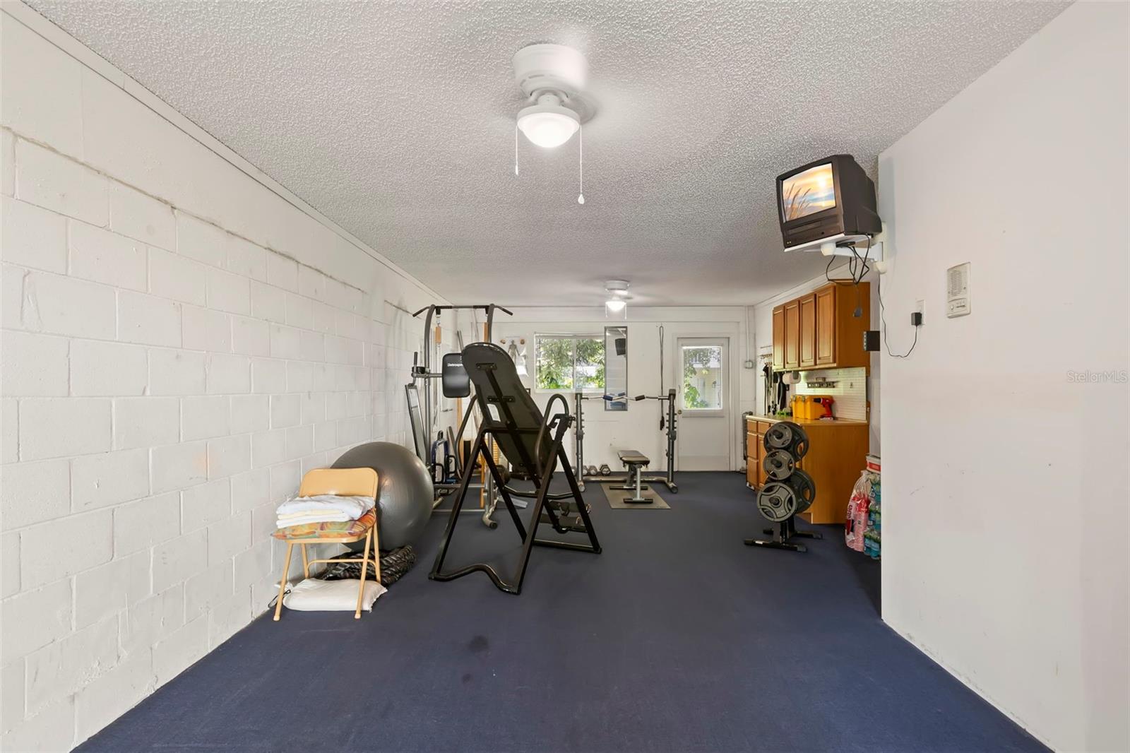 PALMS OF TIERRA - Residential