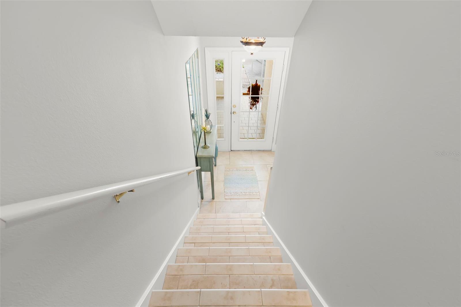 PALMS OF TIERRA - Residential