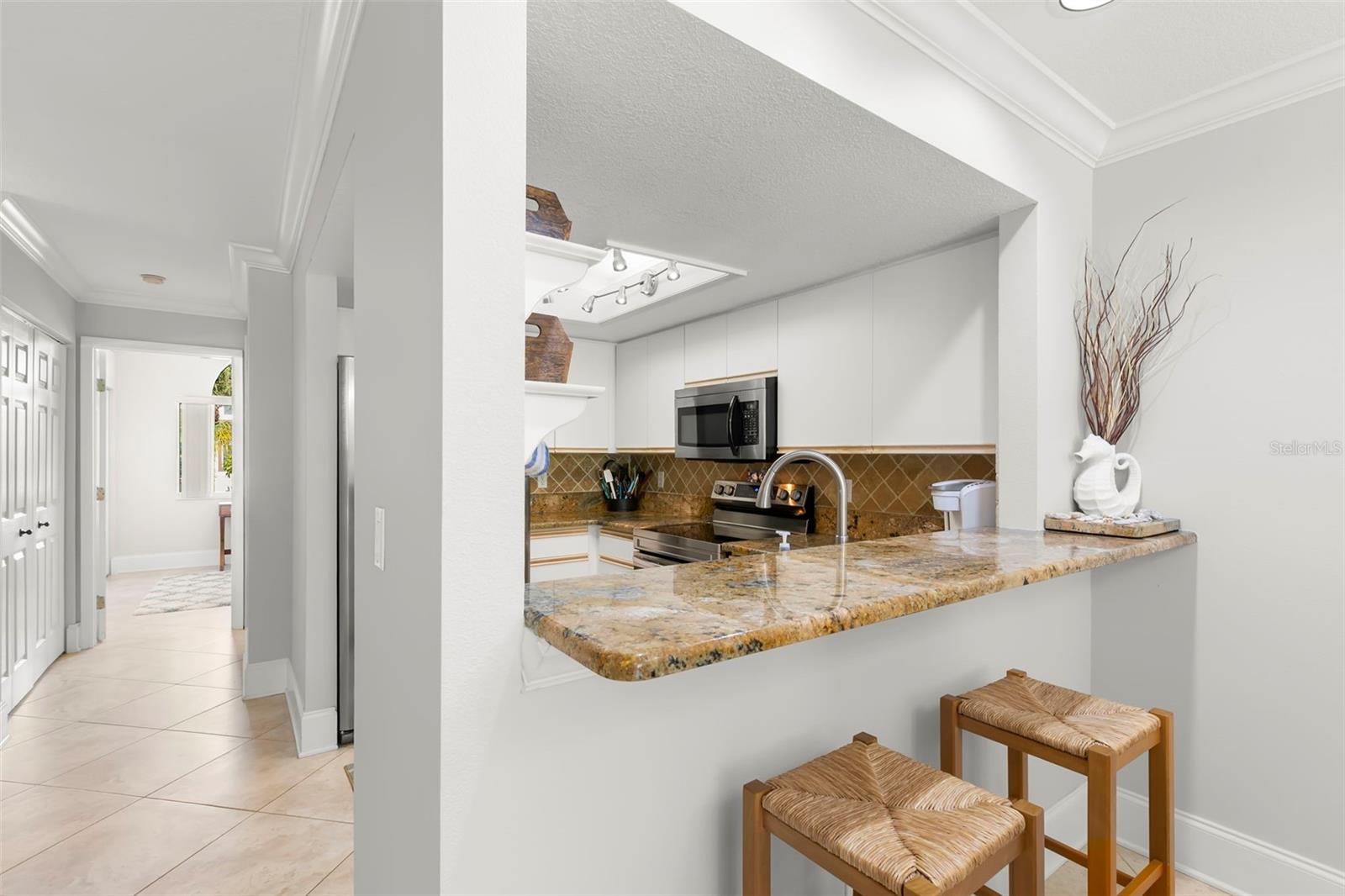 PALMS OF TIERRA - Residential