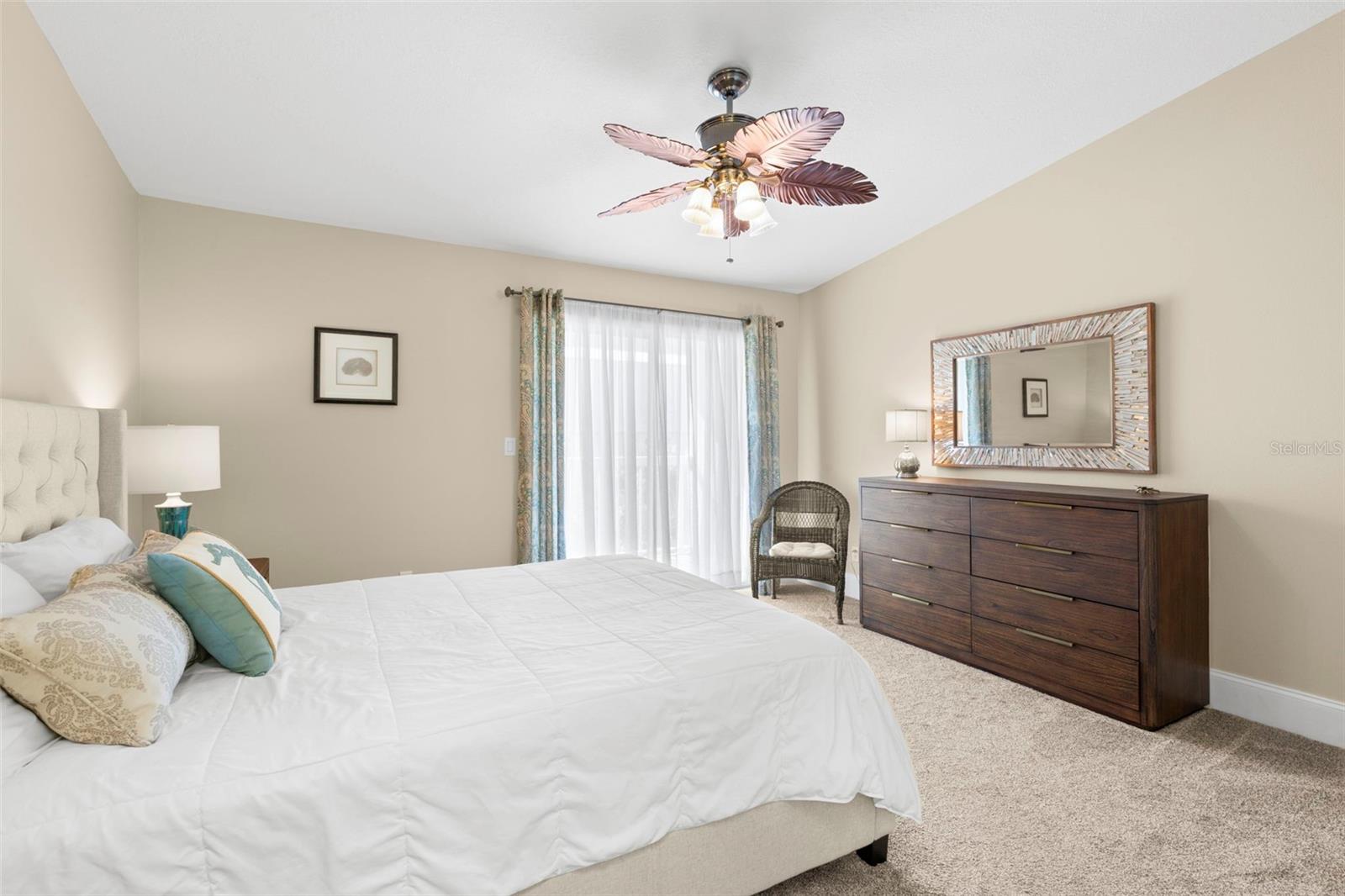 PALMS OF TIERRA - Residential