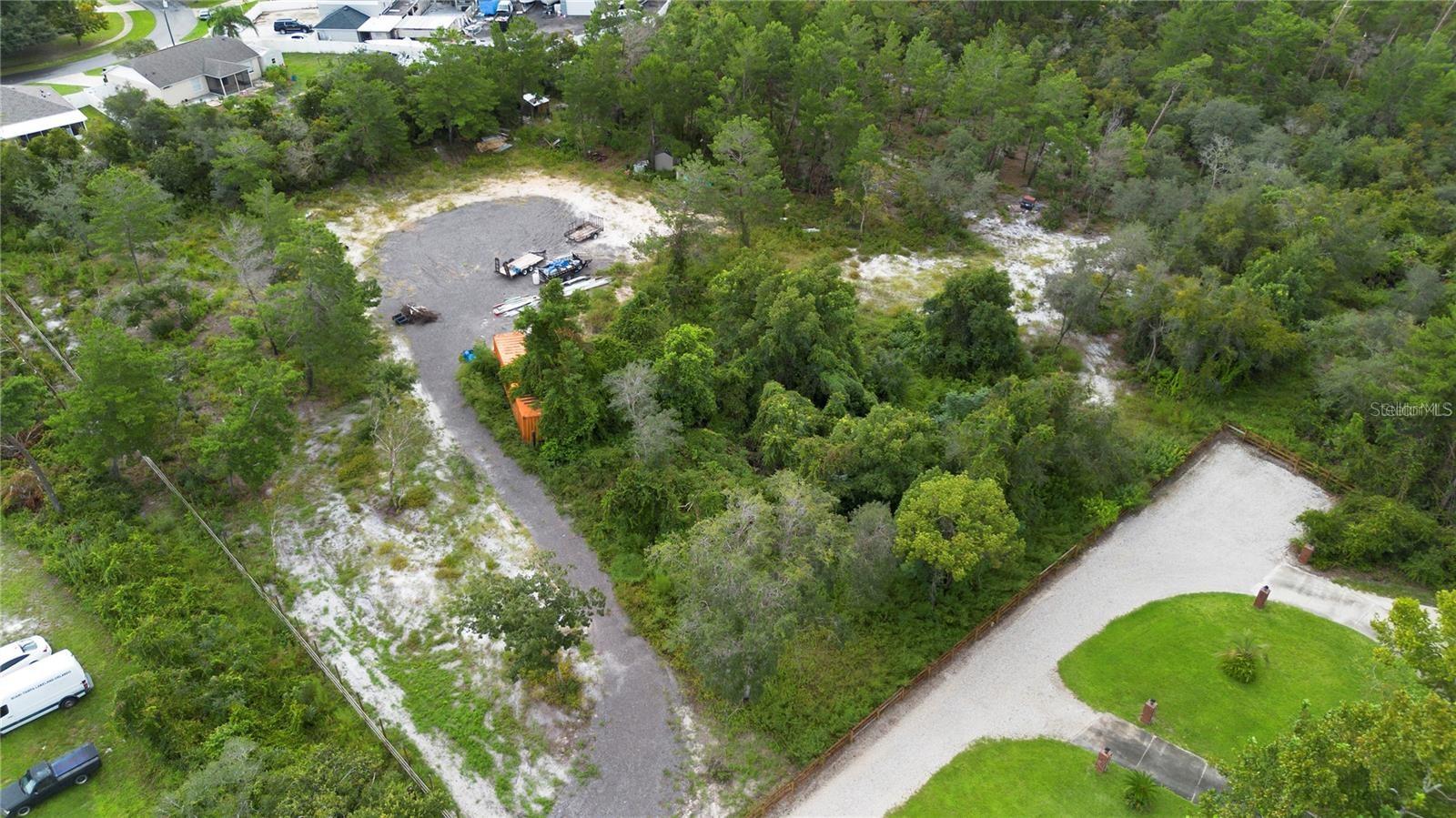 EMERALD HLNDS 512 - Land