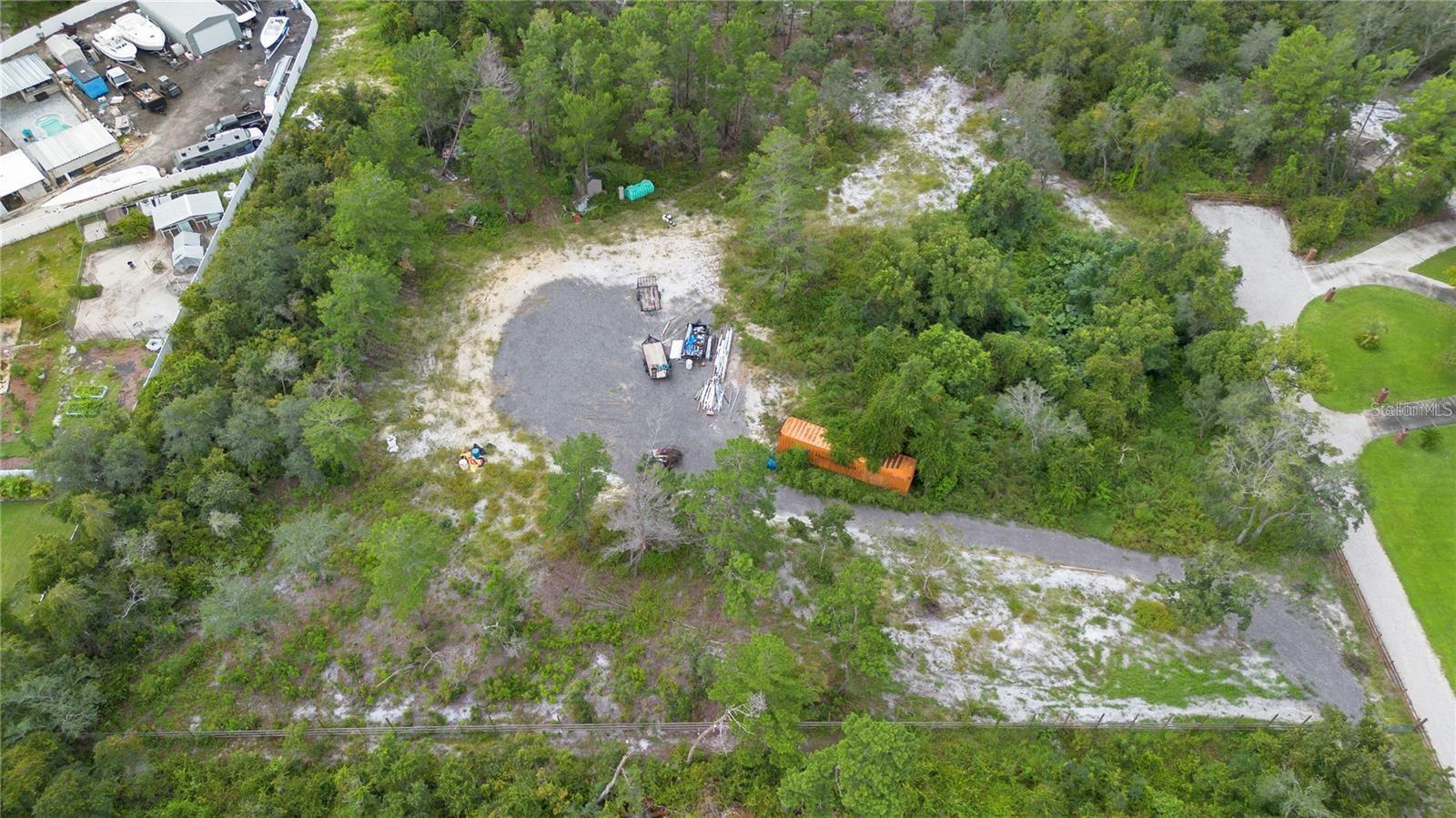 EMERALD HLNDS 512 - Land