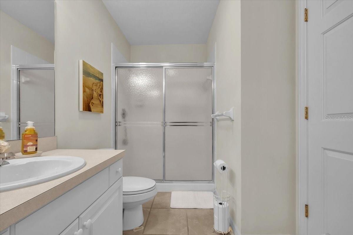 WATERSIDE CLUB I AT HERITAGE OAK PARK - Residential