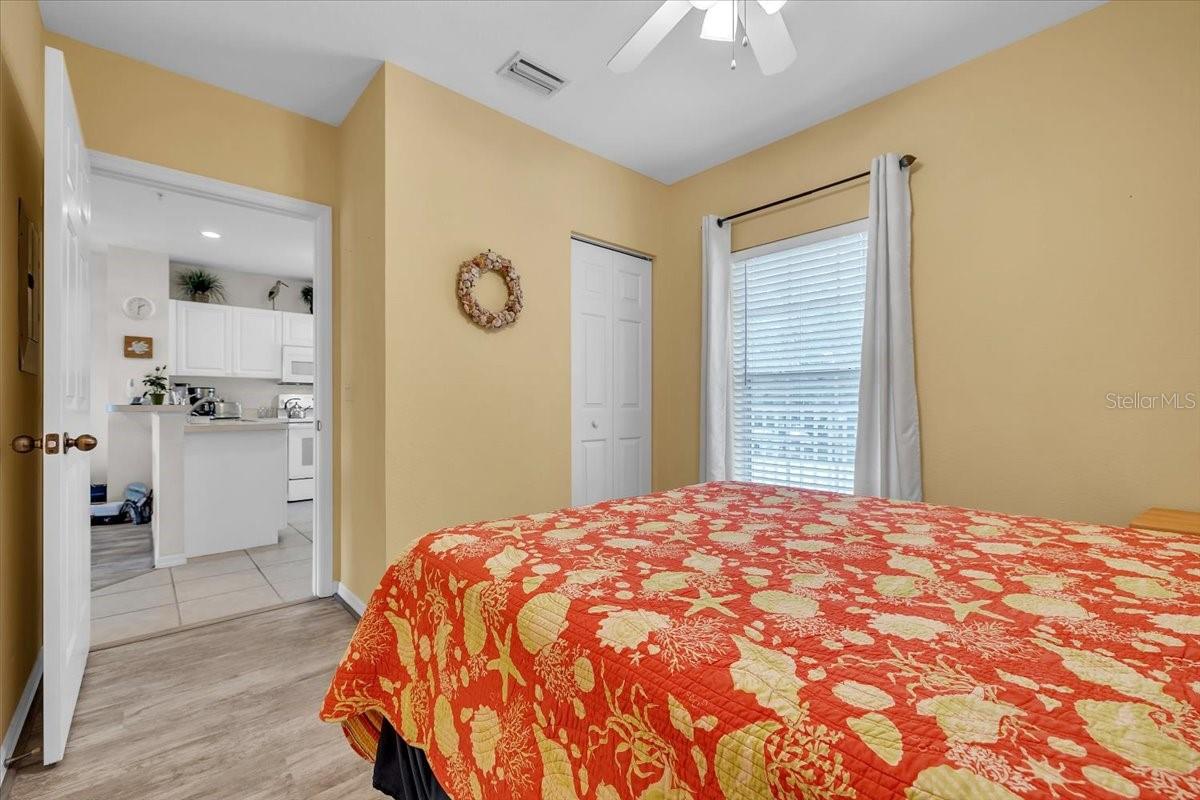 WATERSIDE CLUB I AT HERITAGE OAK PARK - Residential