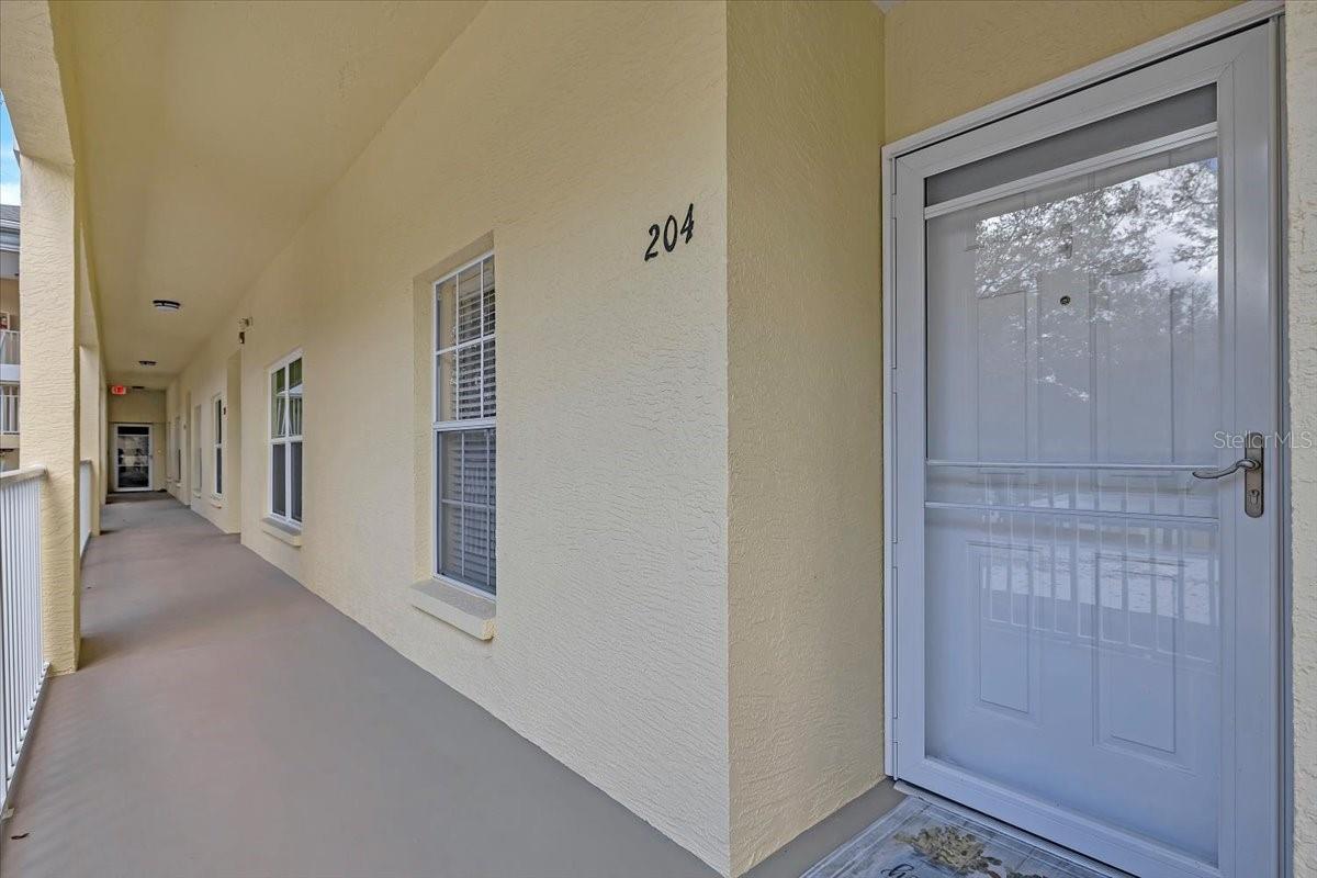 WATERSIDE CLUB I AT HERITAGE OAK PARK - Residential