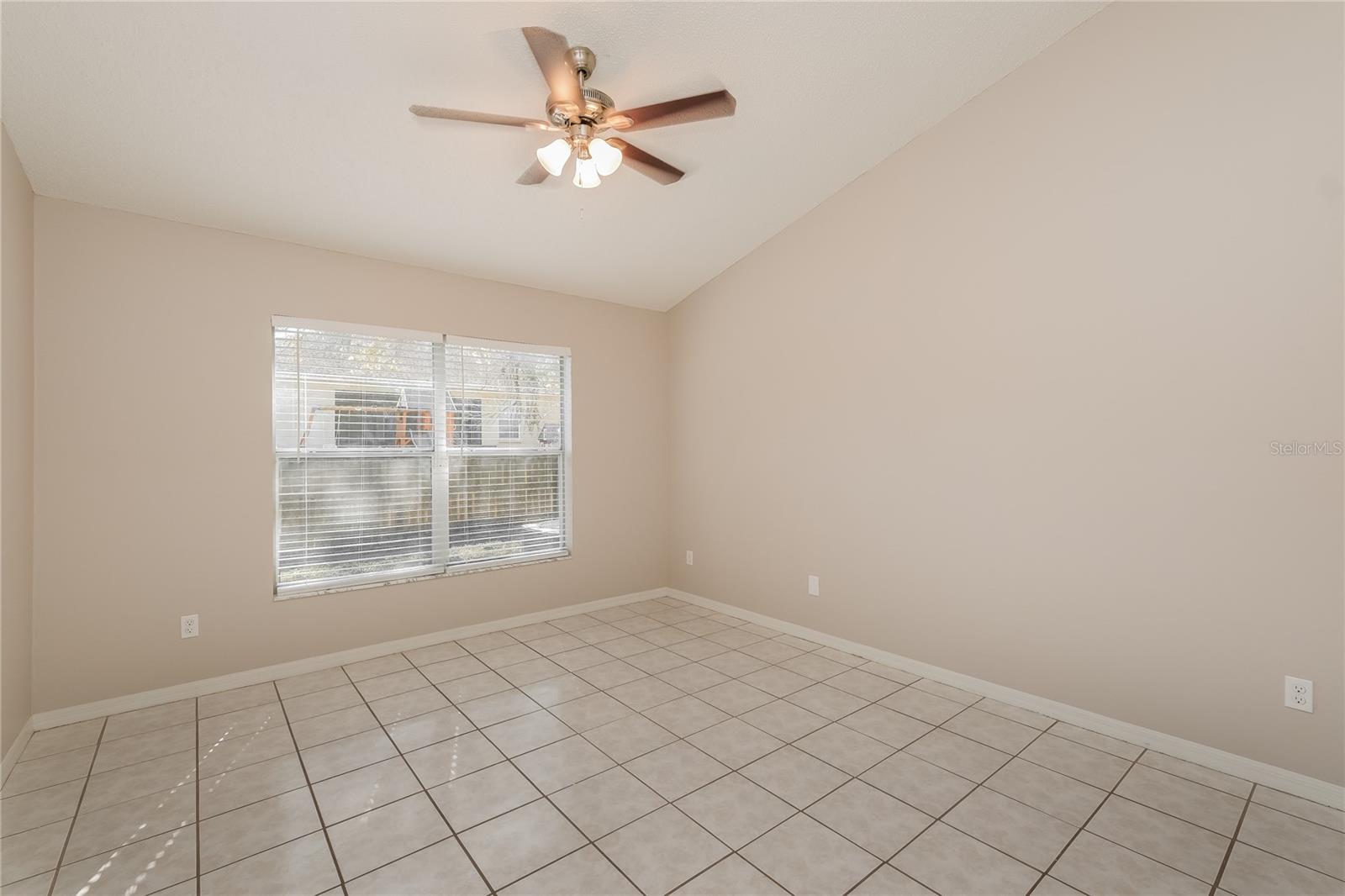 RANDOM OAKS PH I - Residential