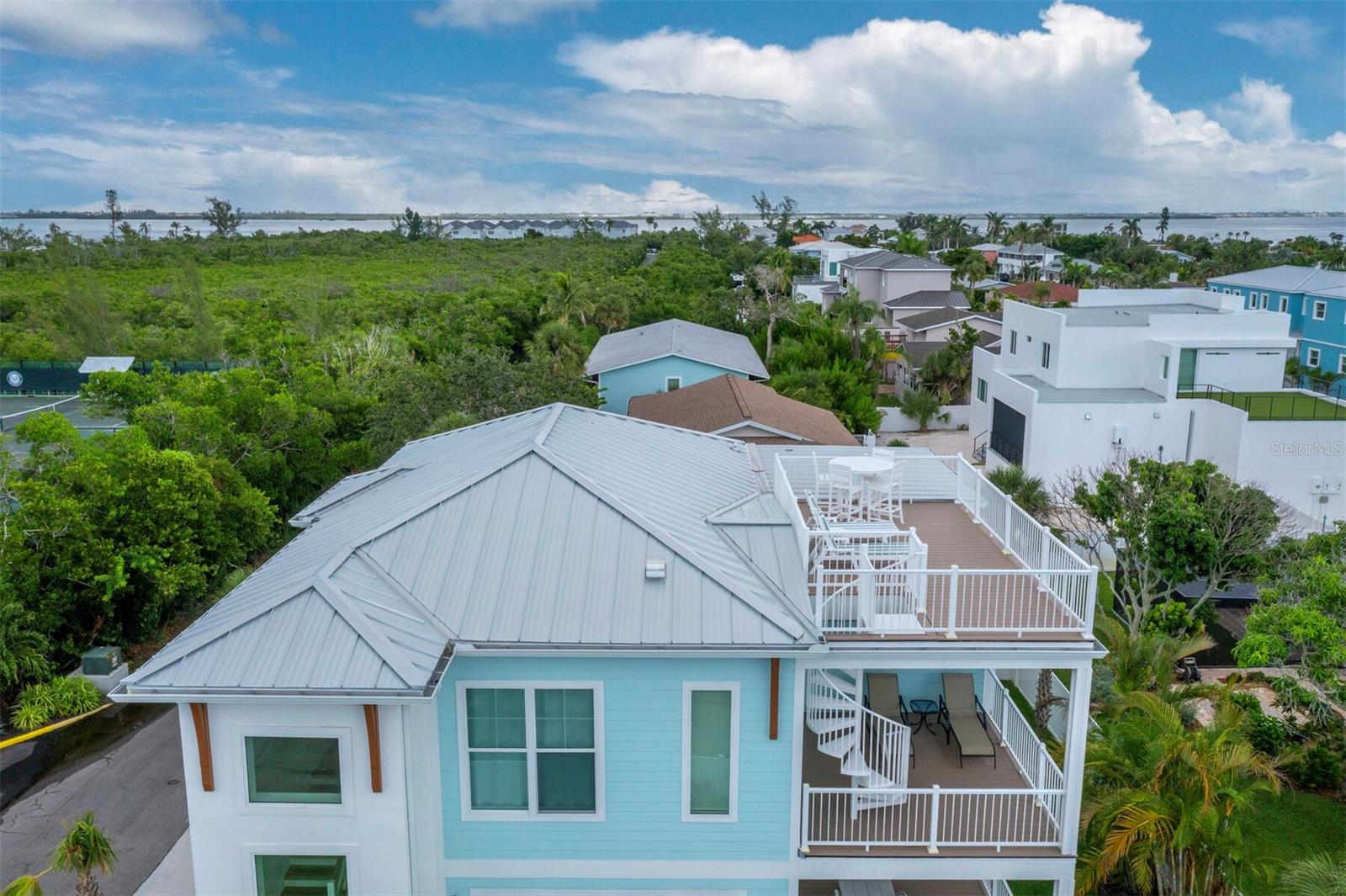 LONGBOAT KEY - Residential