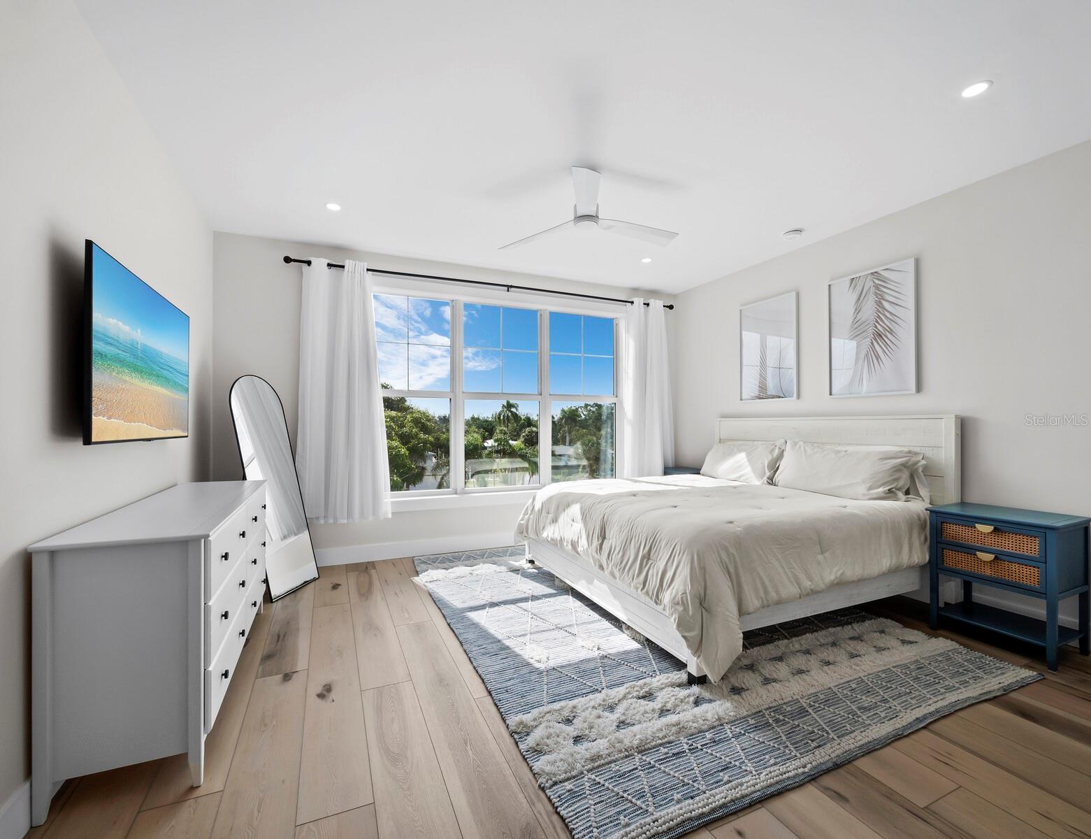 LONGBOAT KEY - Residential