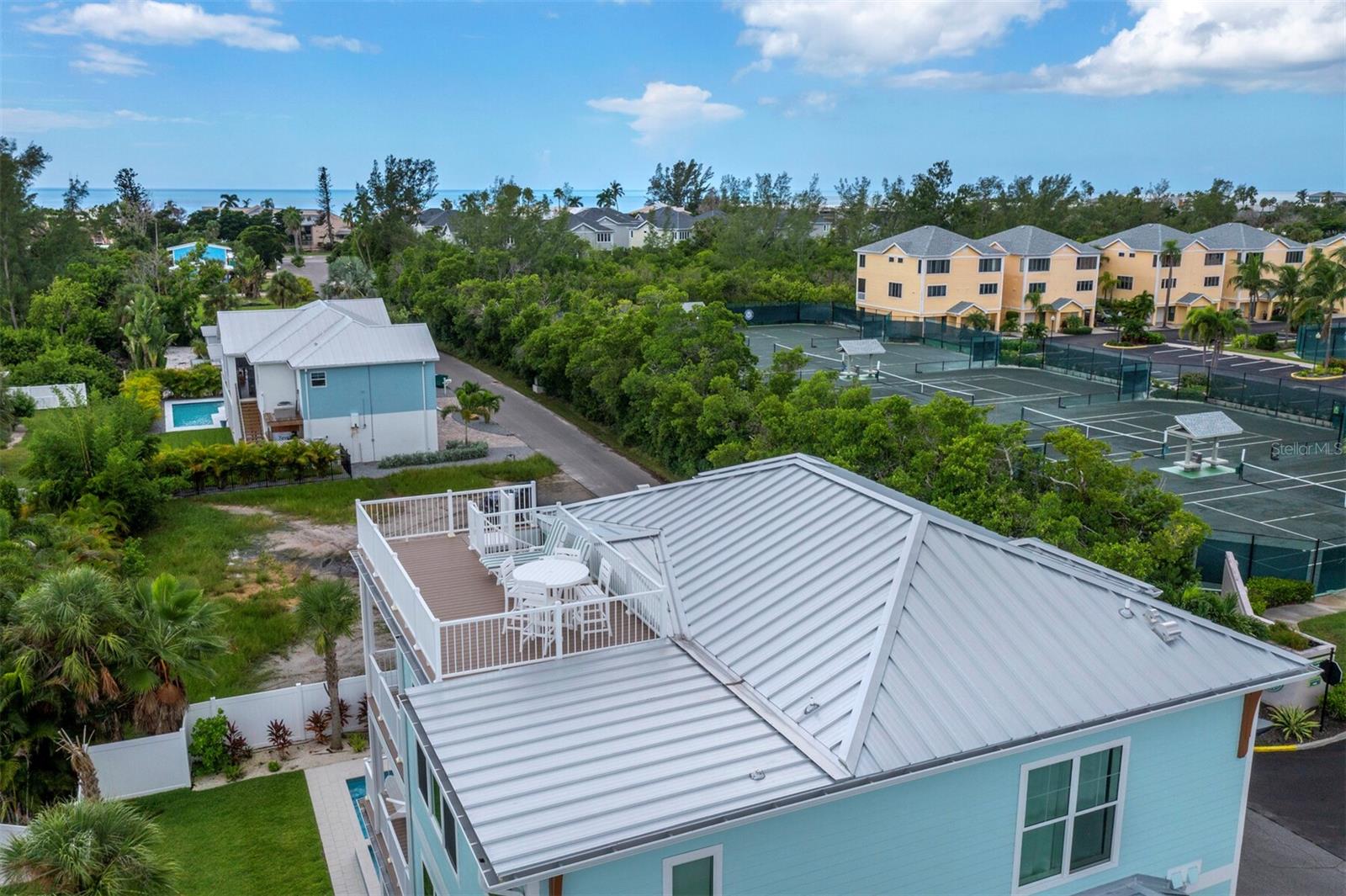 LONGBOAT KEY - Residential