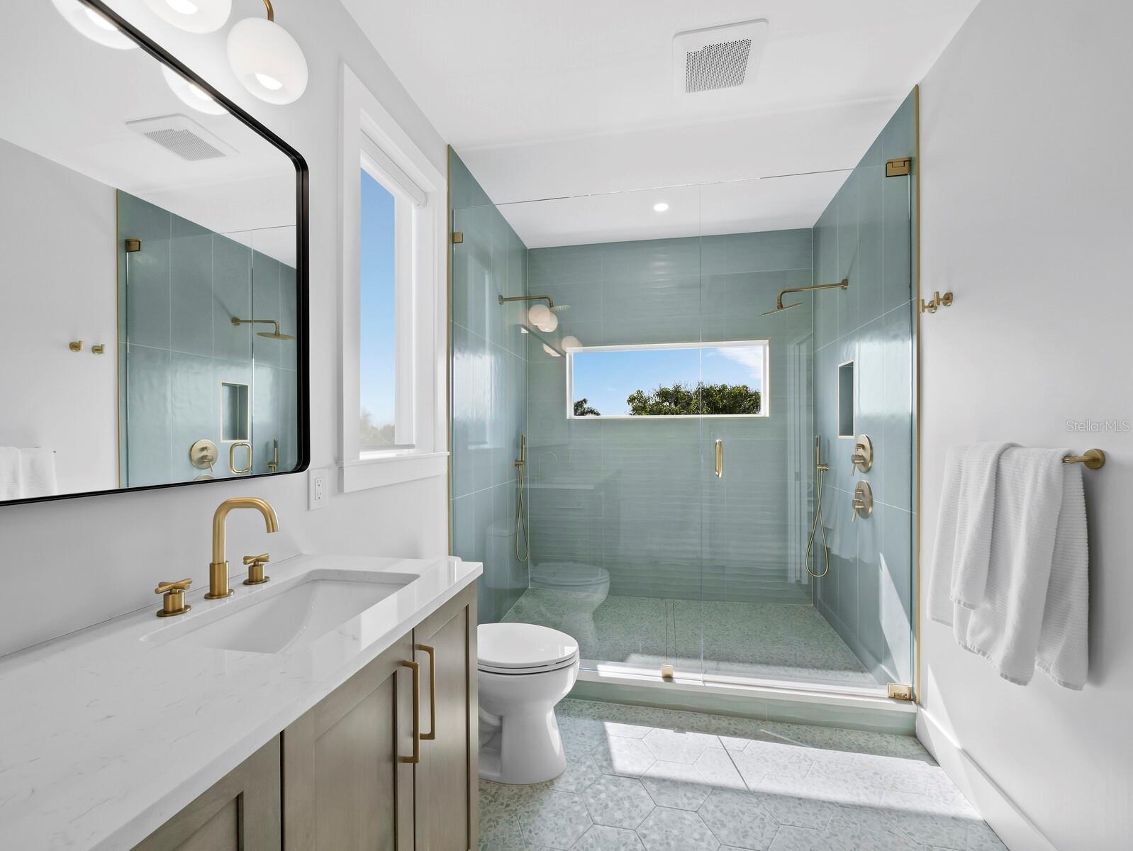 LONGBOAT KEY - Residential