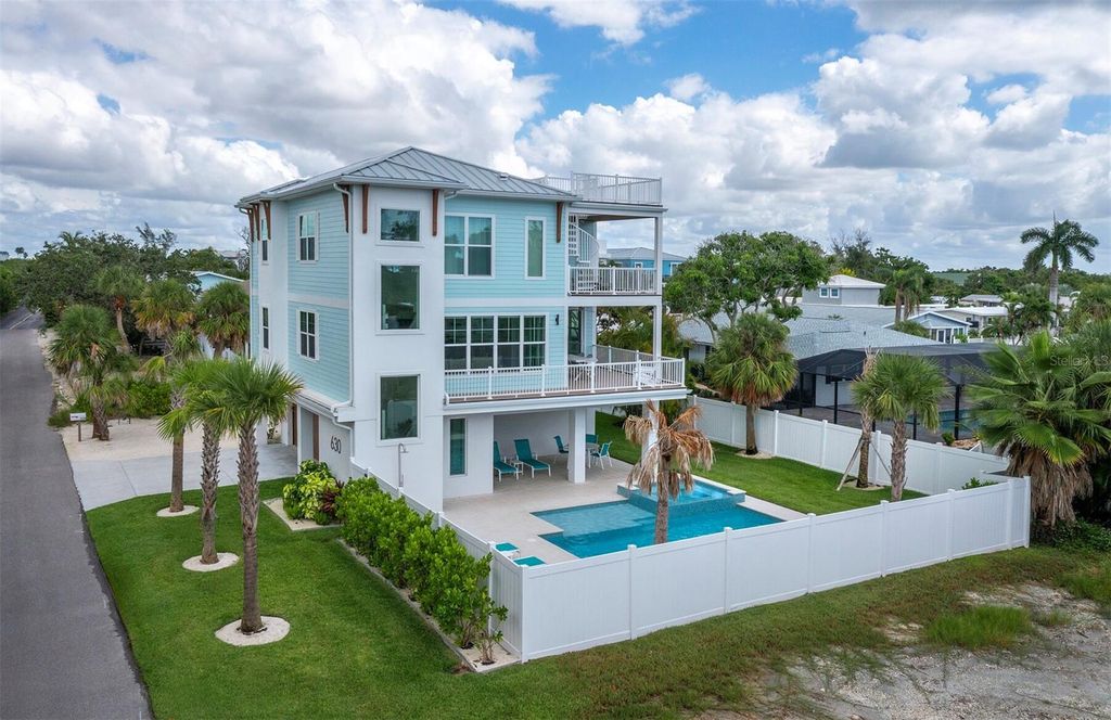 Photo of 630 Companion Way, Longboat Key, FL 34228 (MLS # A4667125)