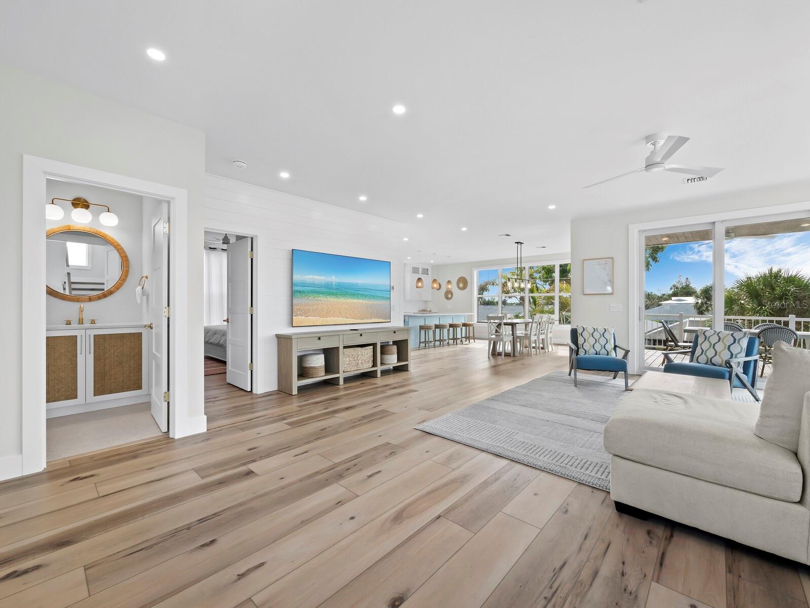 LONGBOAT KEY - Residential