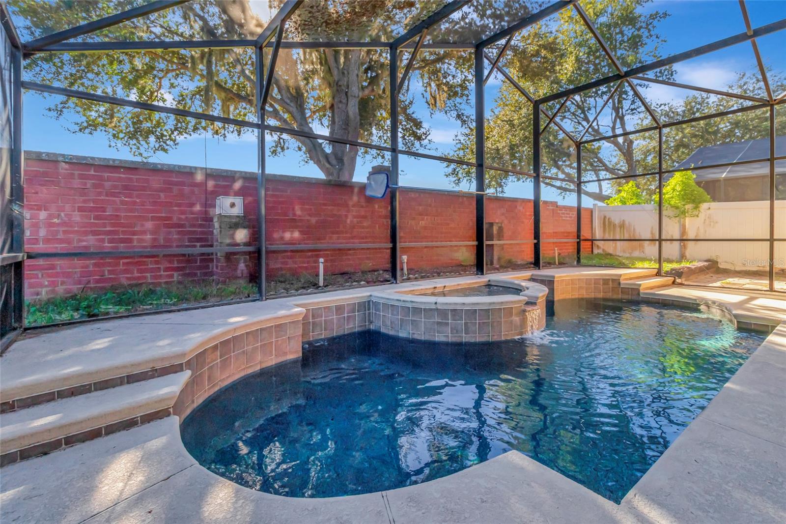 4877 GRASSY KNOLL DRIVE